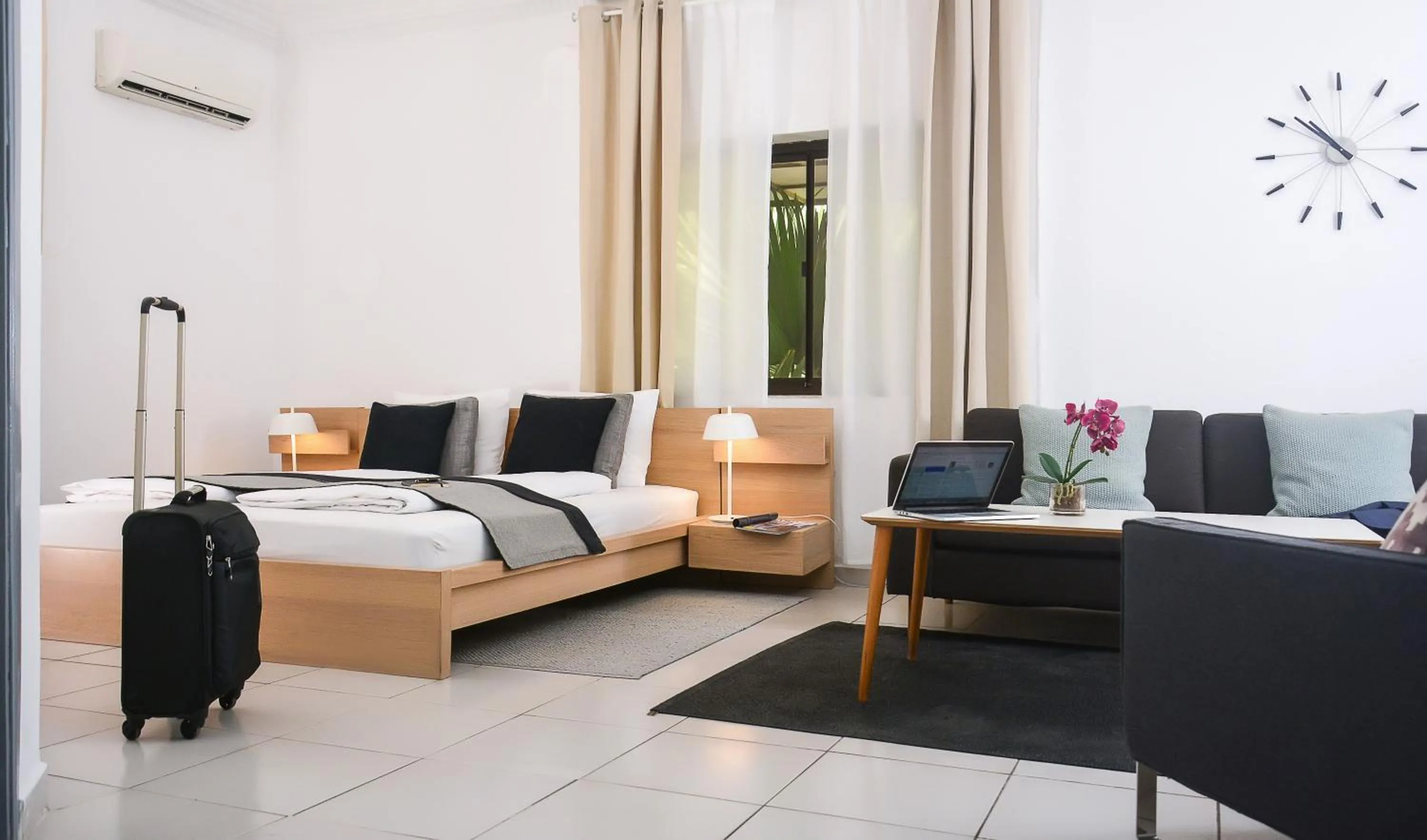 Shower, Bed in Nordic Villa