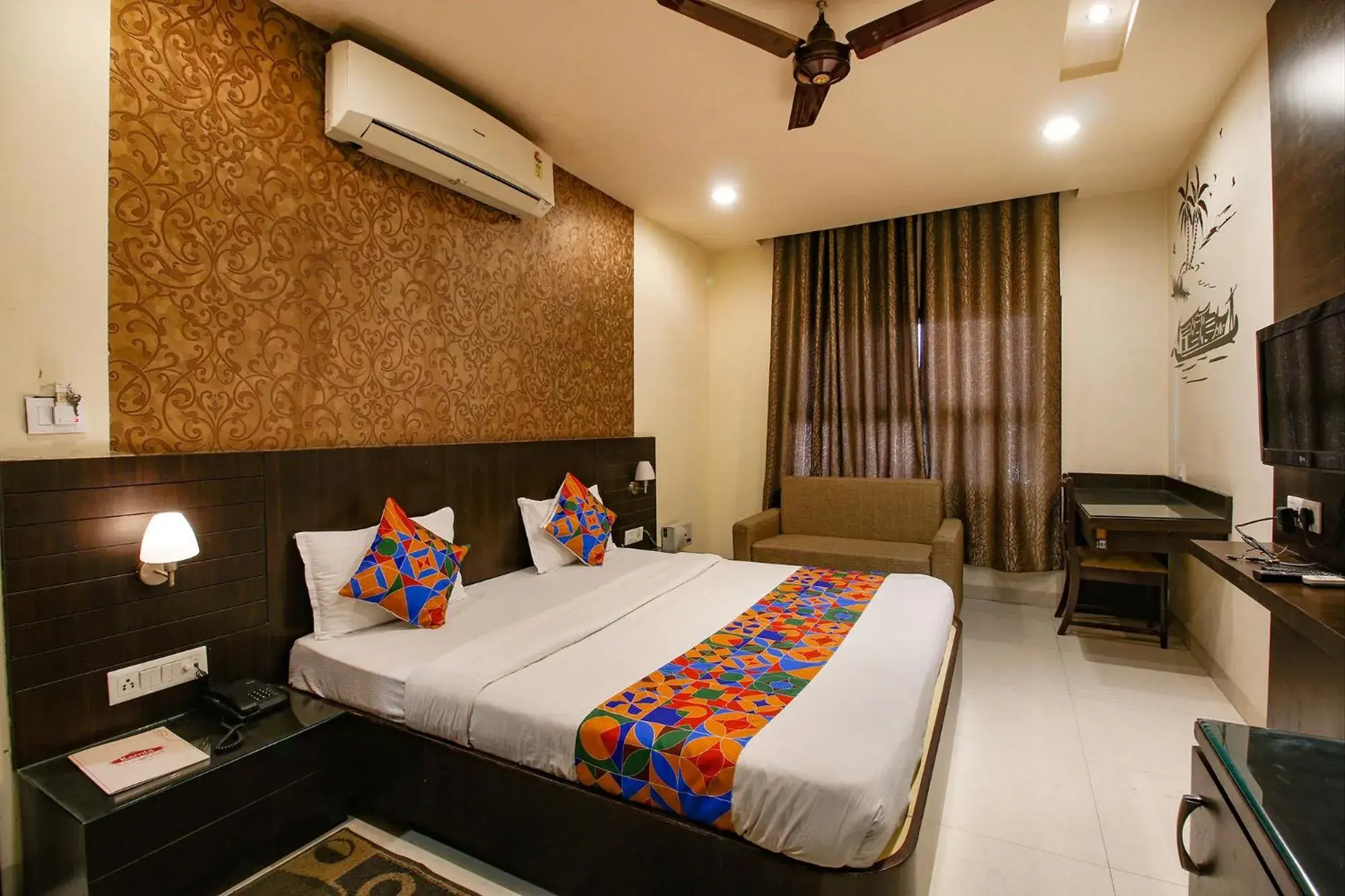 Executive Triple Room - single occupancy in FabHotel Kamla Regency Executive Triple Room - single occupancy in FabHotel Kamla Regency