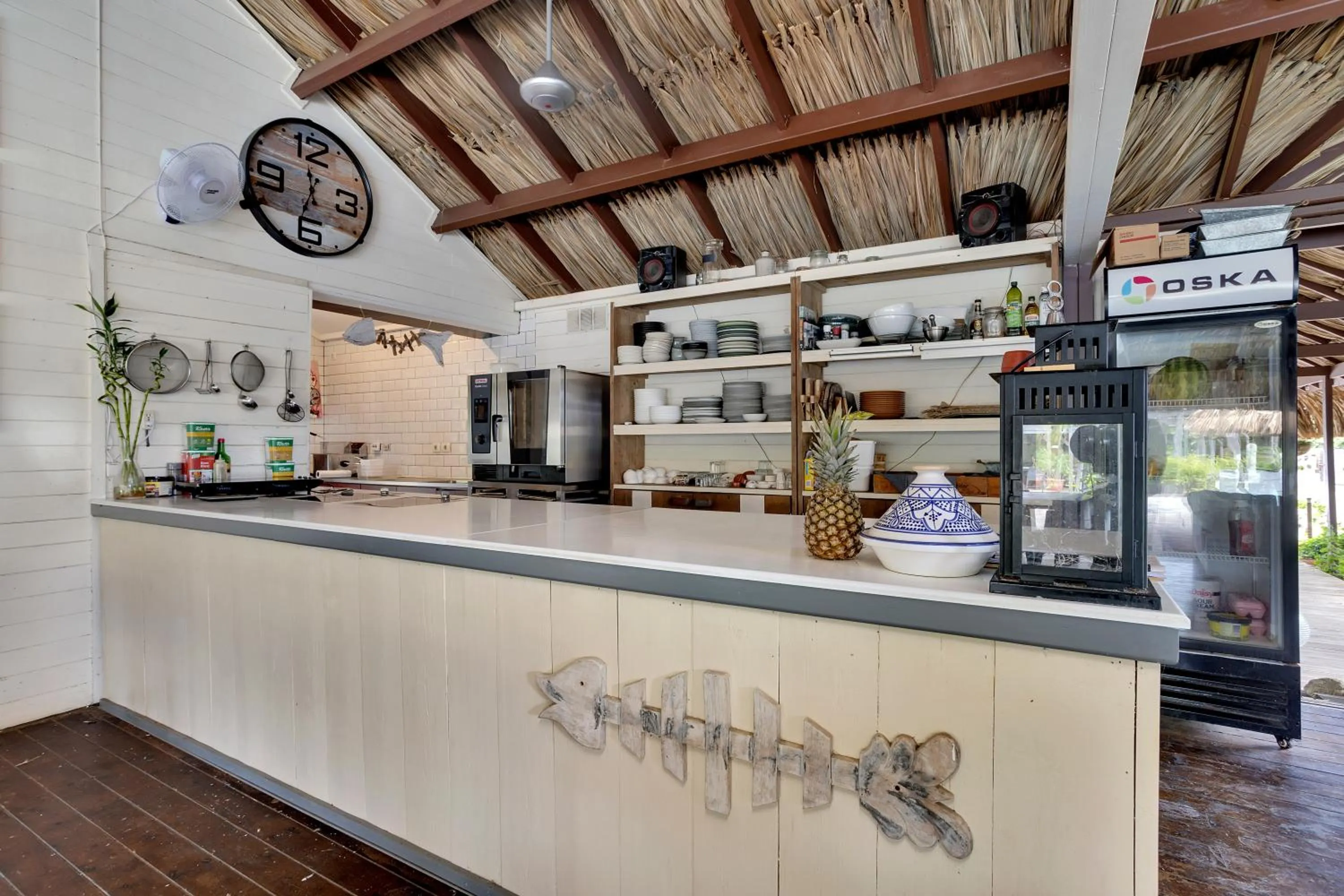 Kitchen or kitchenette in Red Palm Village