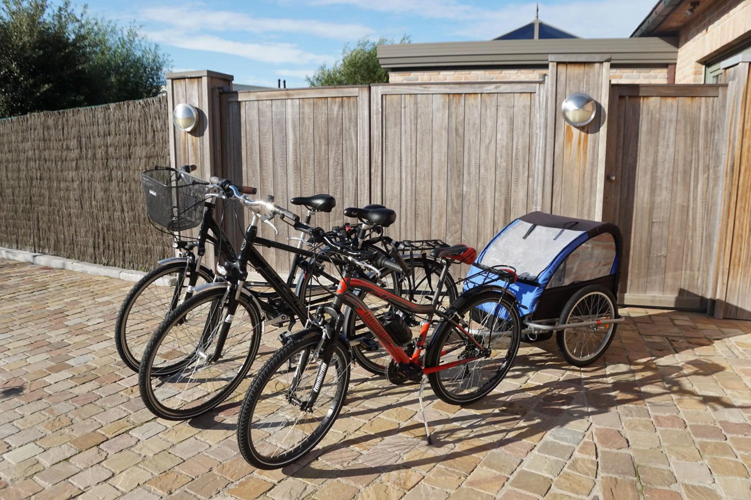 Cycling in B&B The Beachhouse