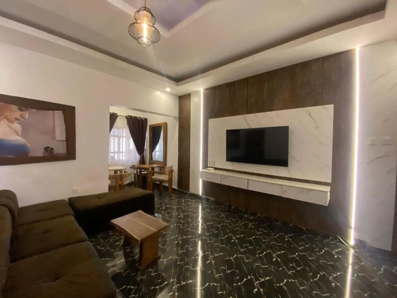 TV and multimedia in Presken Hotel Mojidi, Allen Ikeja