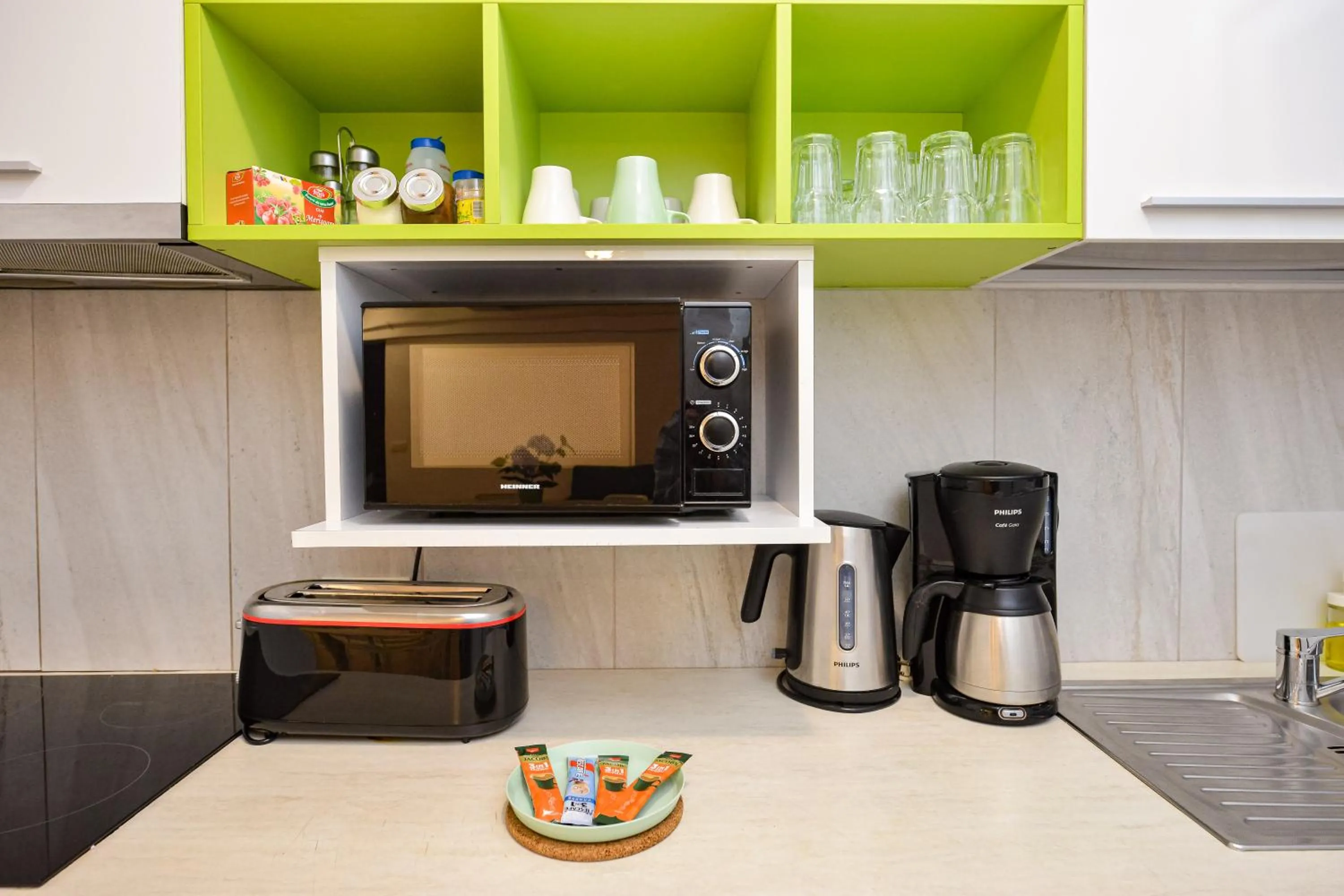 Coffee/tea facilities in CityScape Bucharest