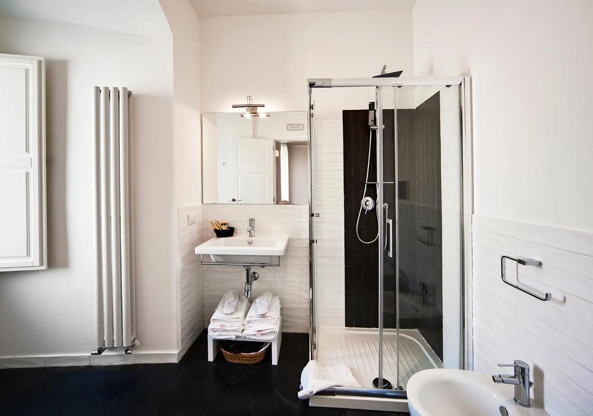 Bathroom in Epoca - Camere con stile