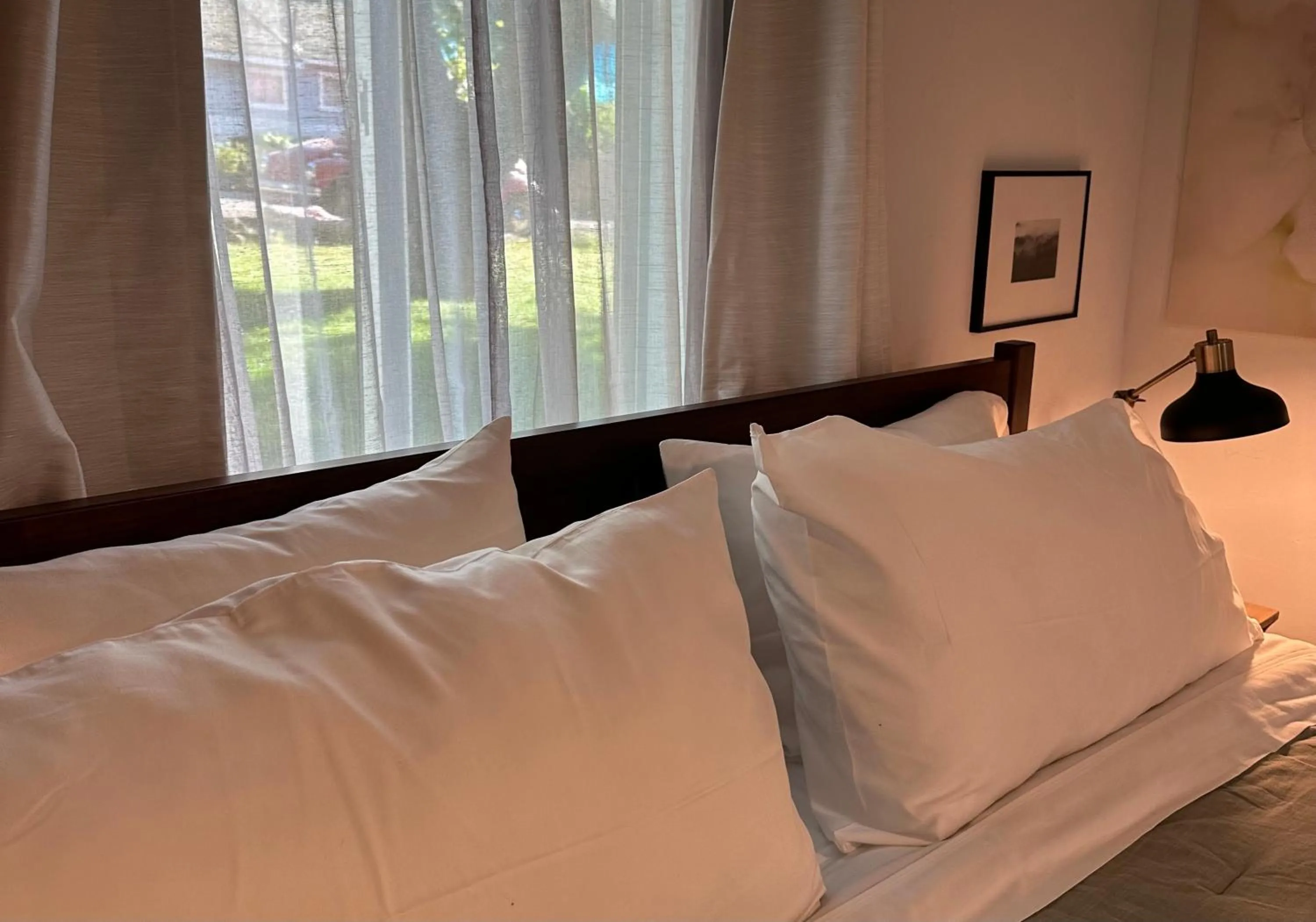 Bed in The Pines Inn and Cottages