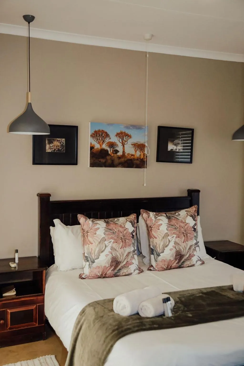 Bed in Lake Grappa Guestfarm