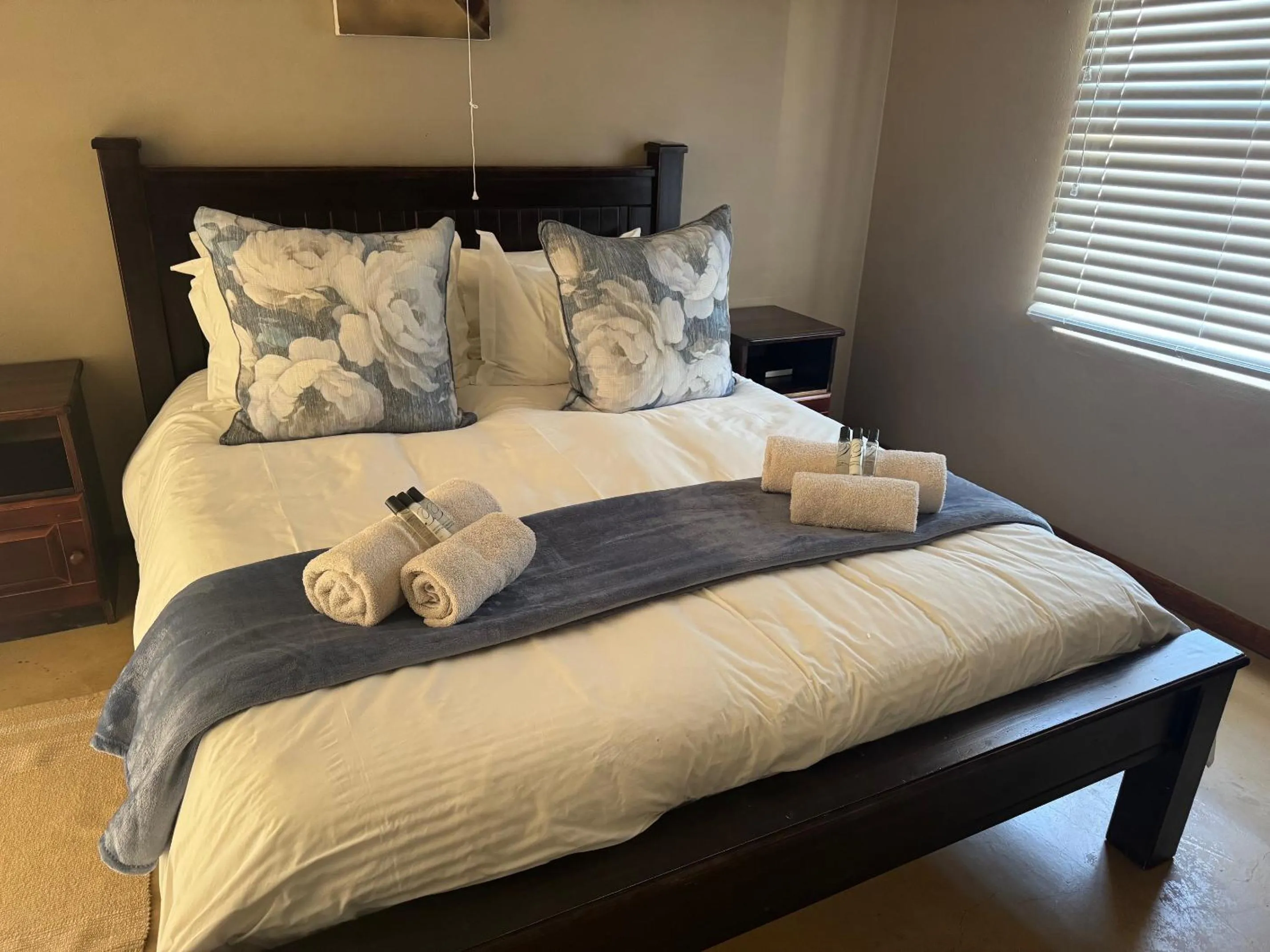 Bed in Lake Grappa Guestfarm