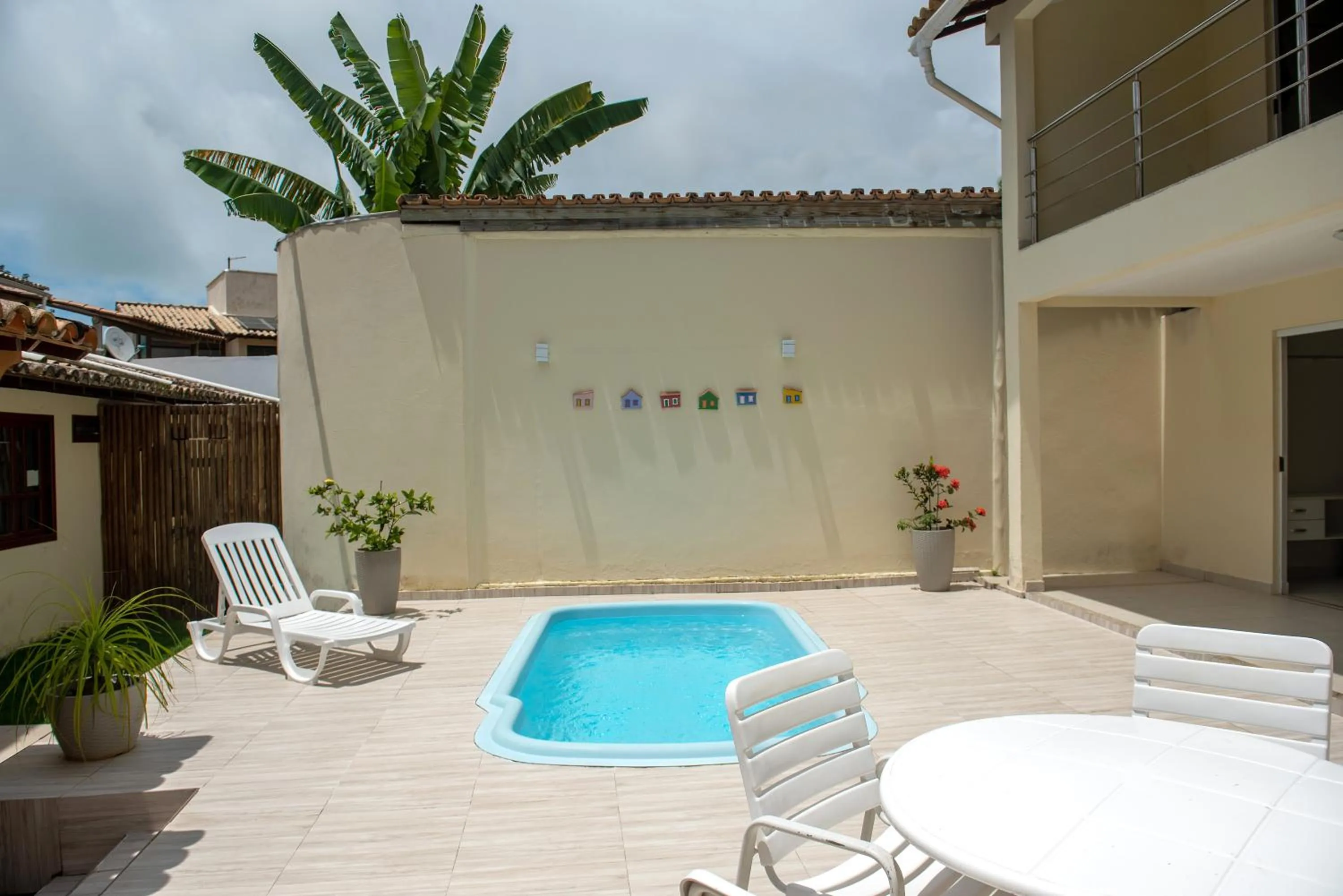Swimming pool in Quintal da Arte Suites