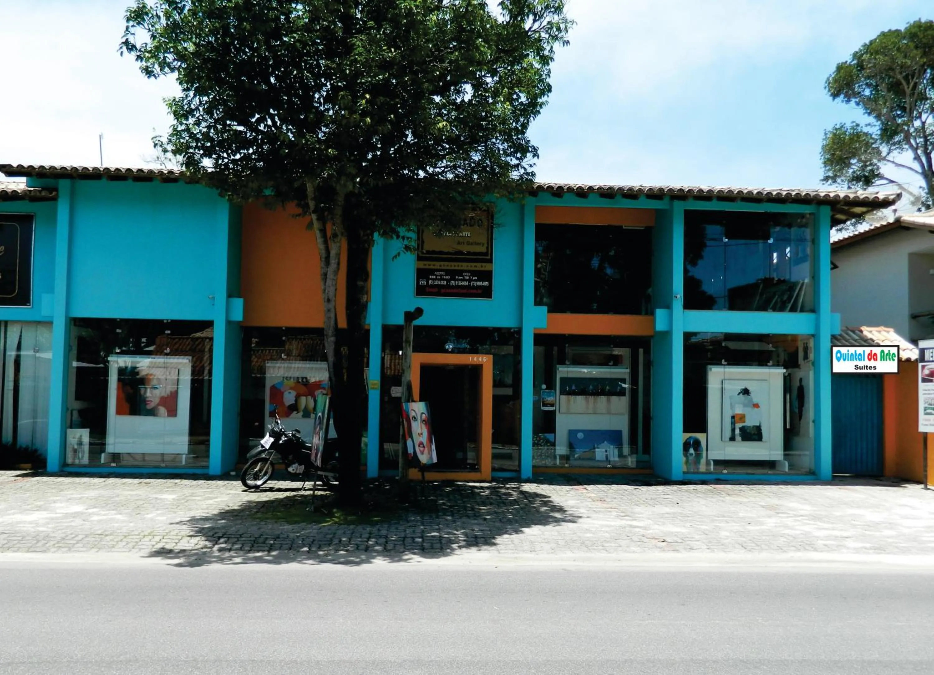 Facade/entrance in Quintal da Arte Suites