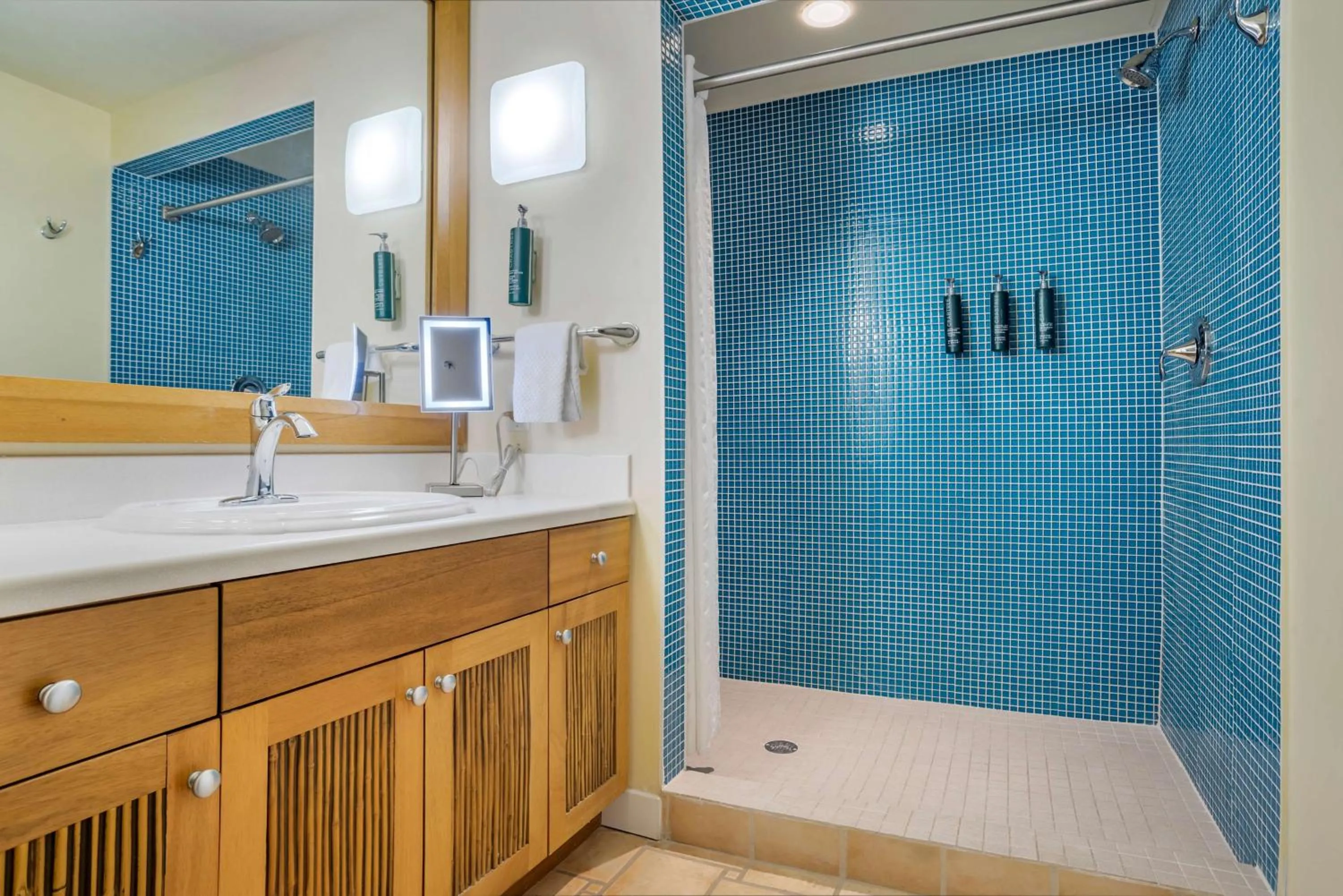 Shower in Hilton Grand Vacations Club Sandestin