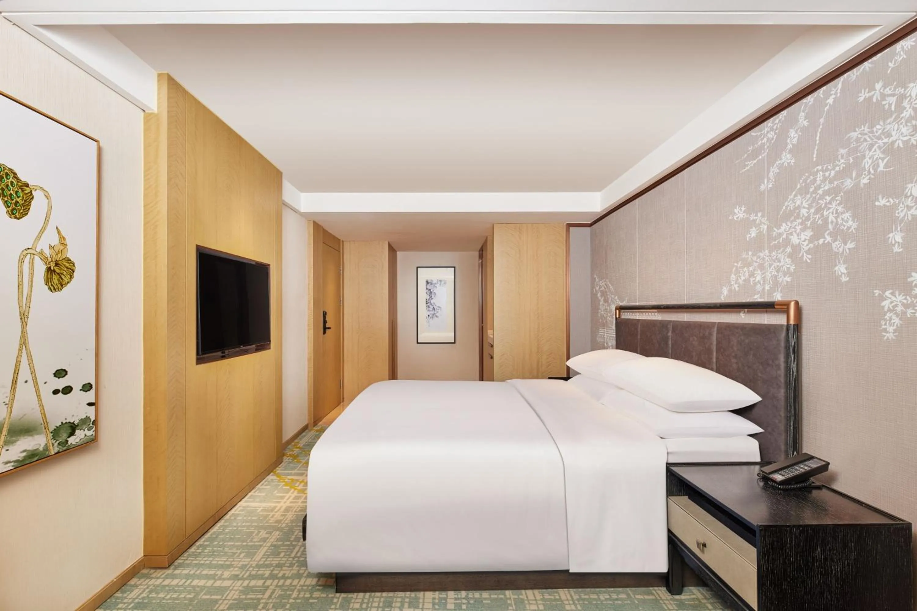 Photo of the whole room, Bed in Courtyard by Marriott Yangzhou