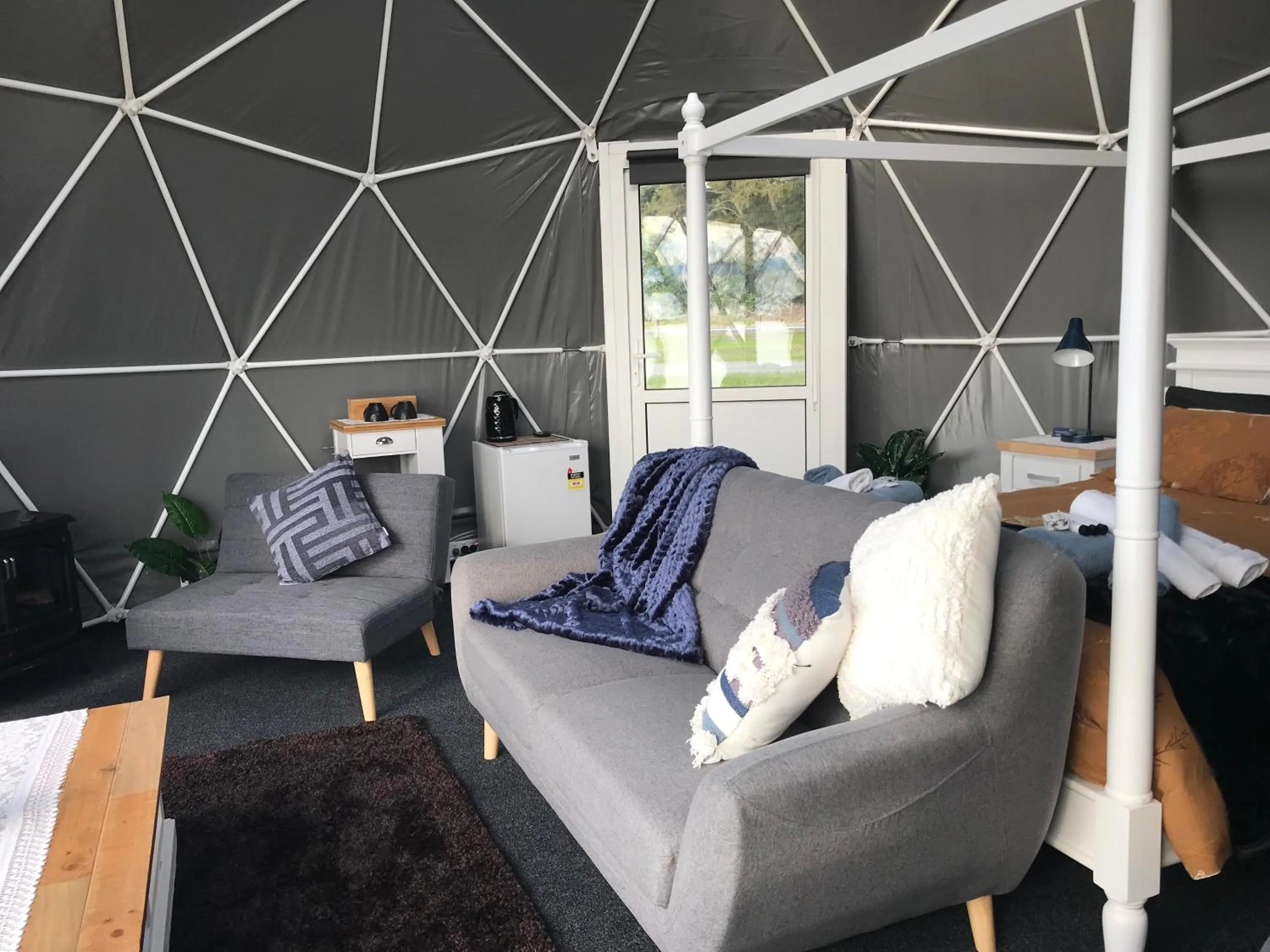 Living room in Motutere Bay TOP 10 Holiday Park