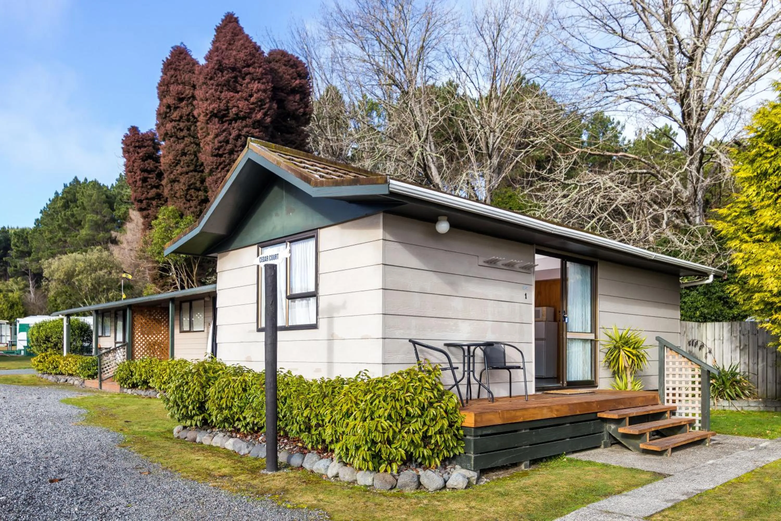 Patio in Motutere Bay TOP 10 Holiday Park