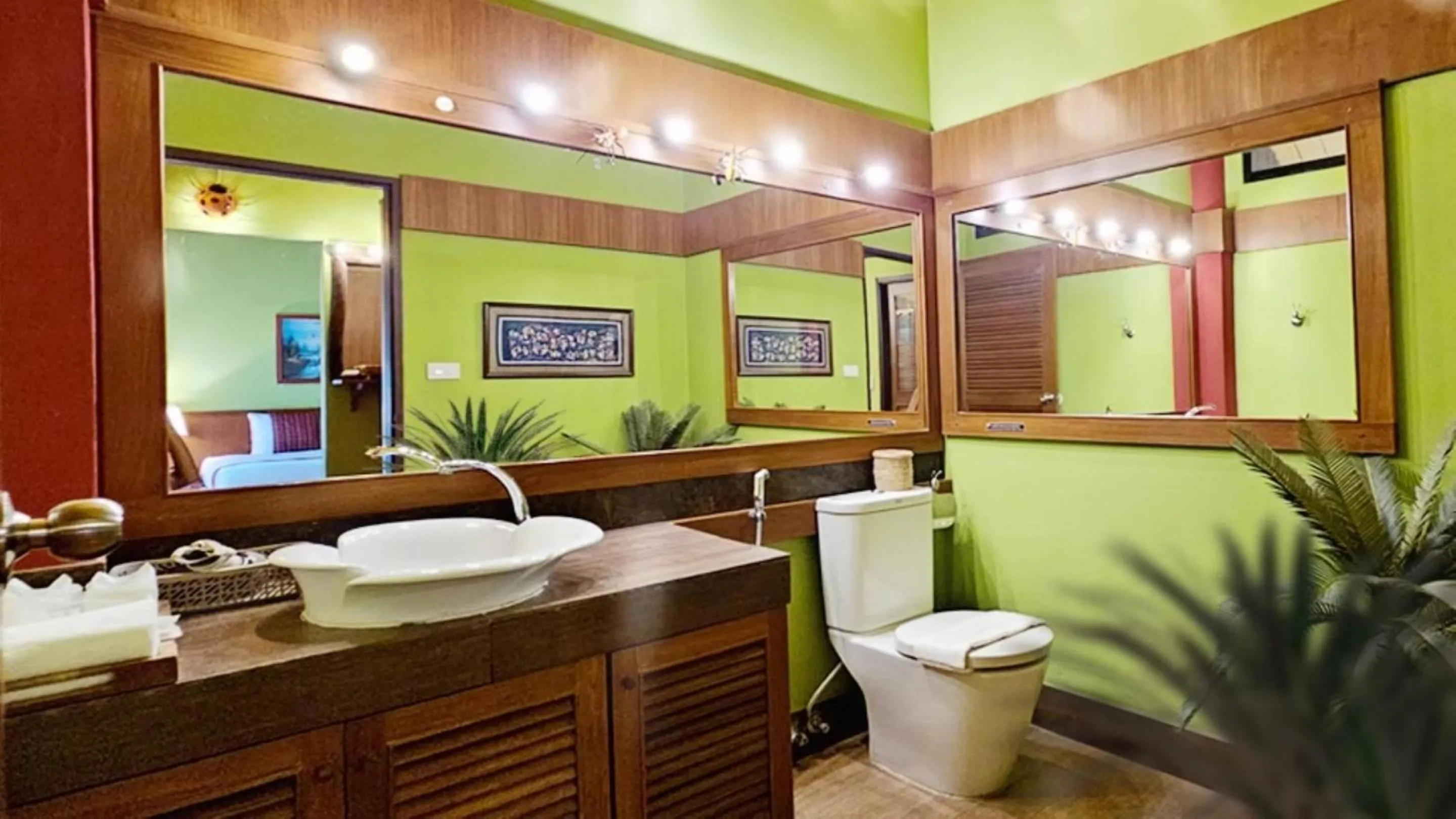 Bathroom in Birds and Bees Resort