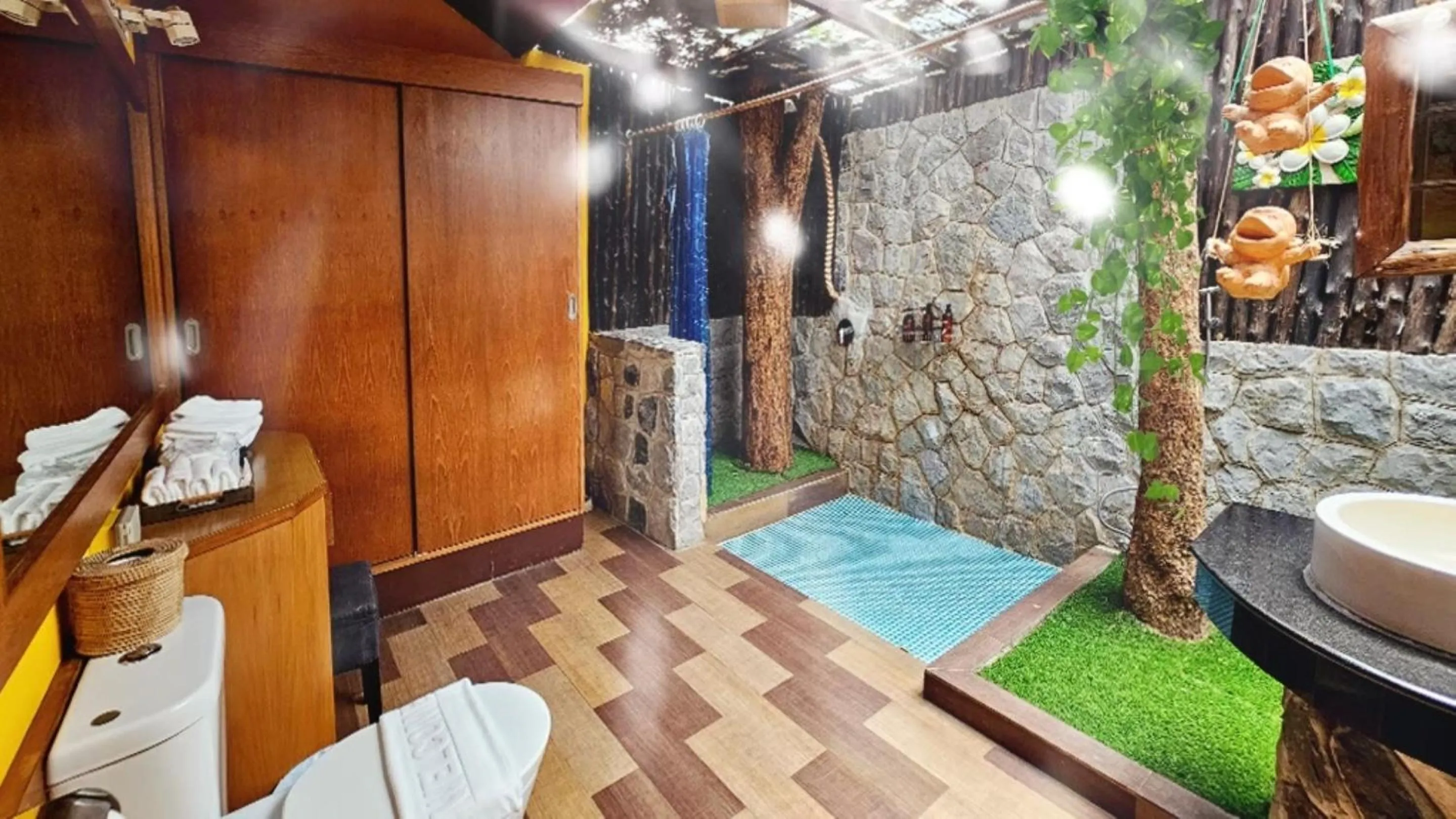 Shower in Birds and Bees Resort