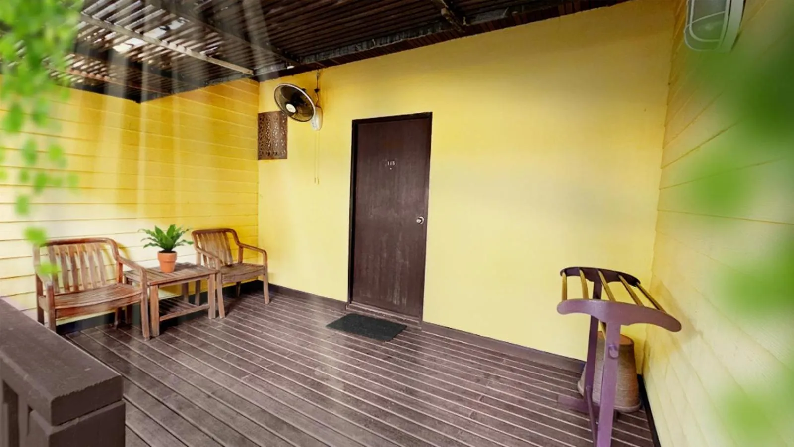 Balcony/Terrace in Birds and Bees Resort