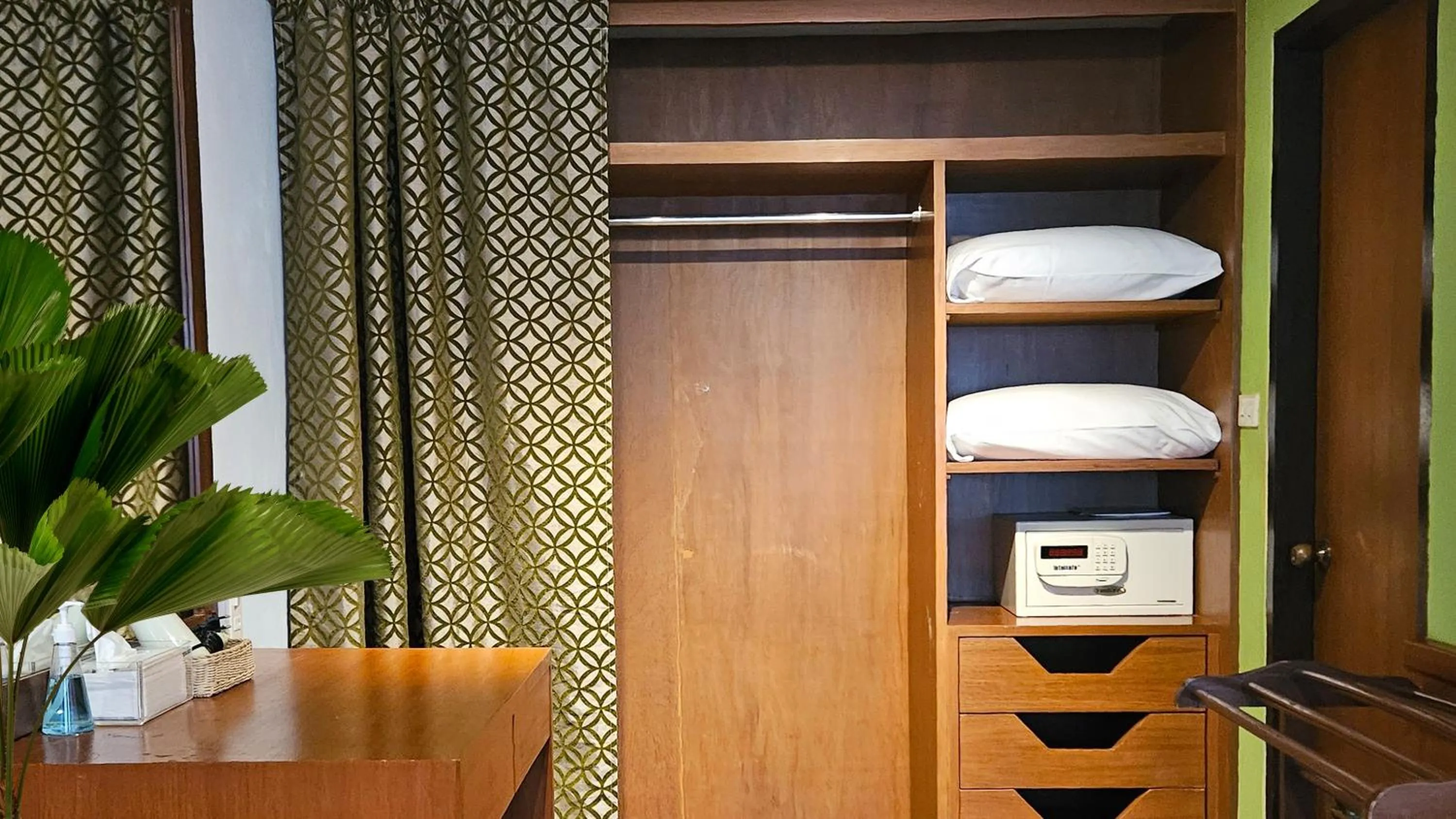 safe in Birds and Bees Resort