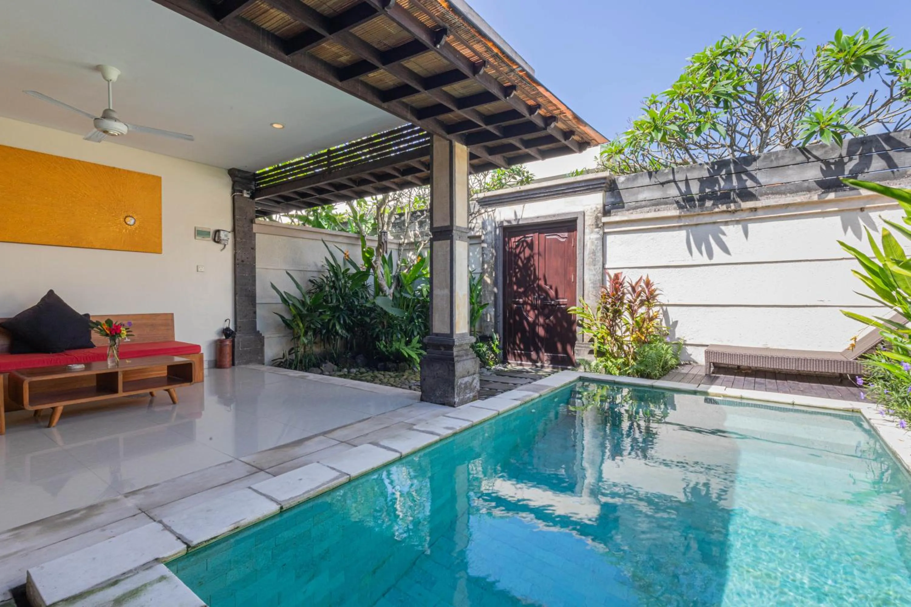 Swimming pool in Puri Canggu Villas & Rooms