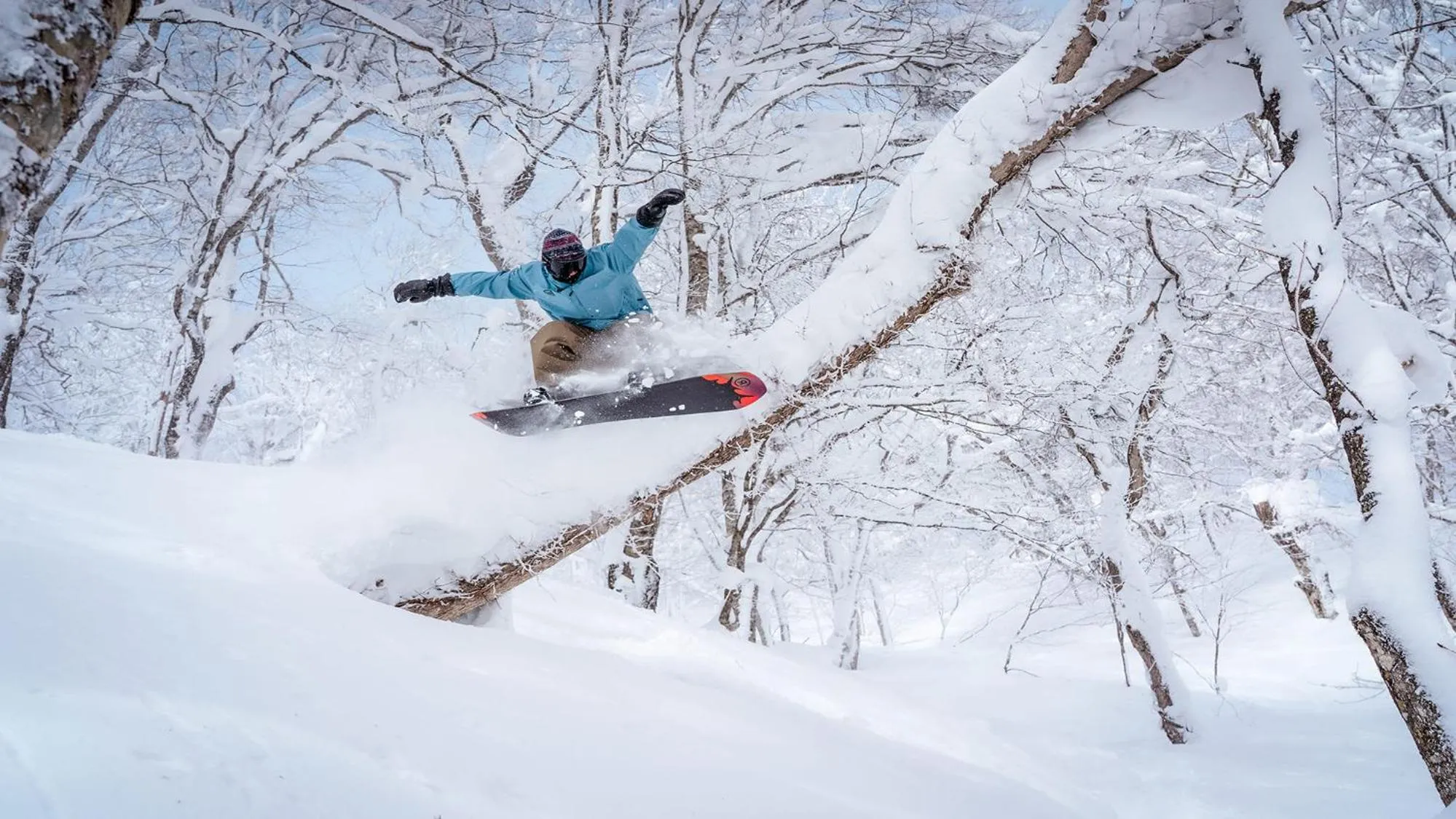 Skiing in Yukkura Inn self-service INN "Aizu-Wakamatsu"
