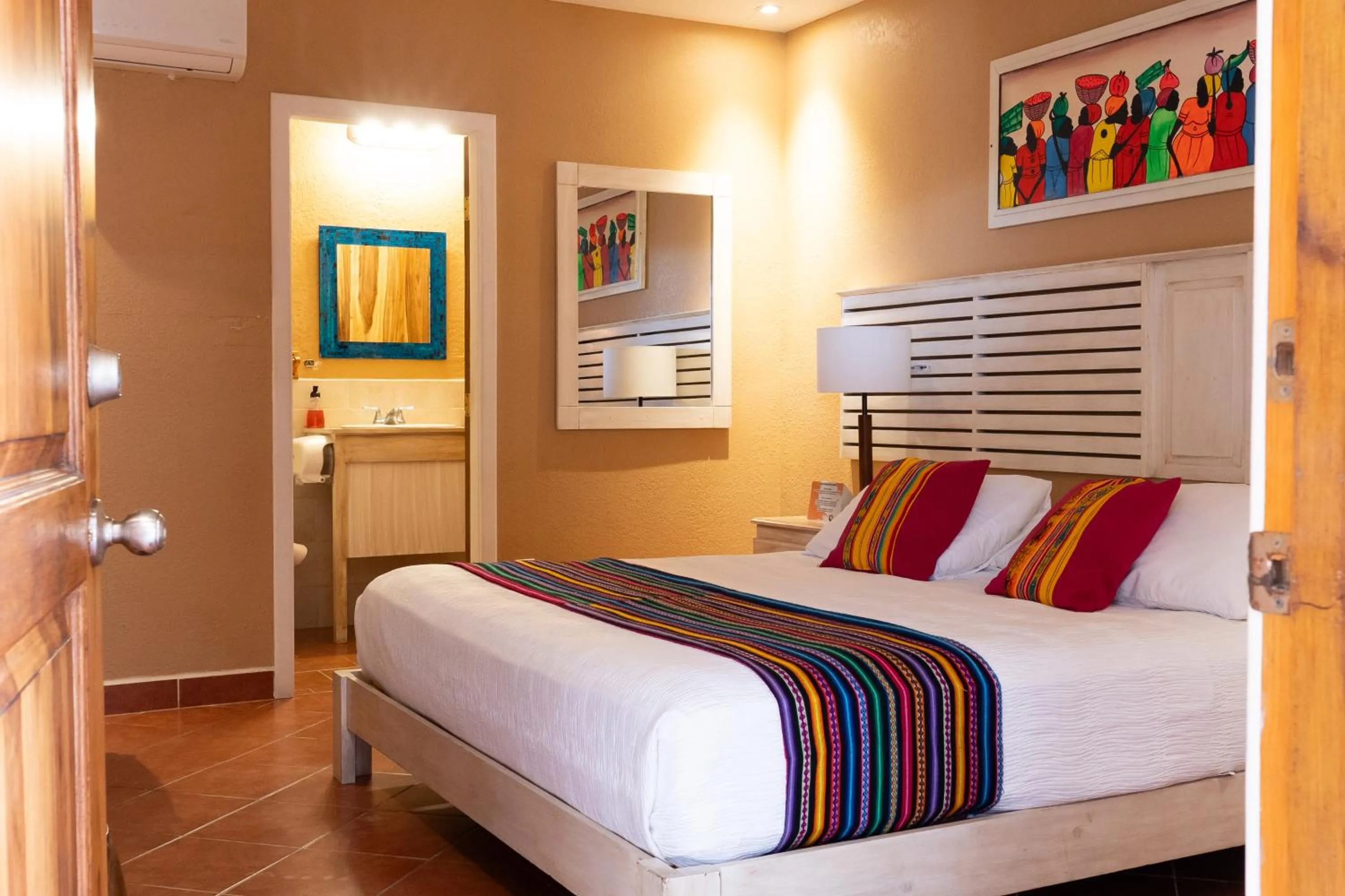 Bed in Mr. Tucan Hotel