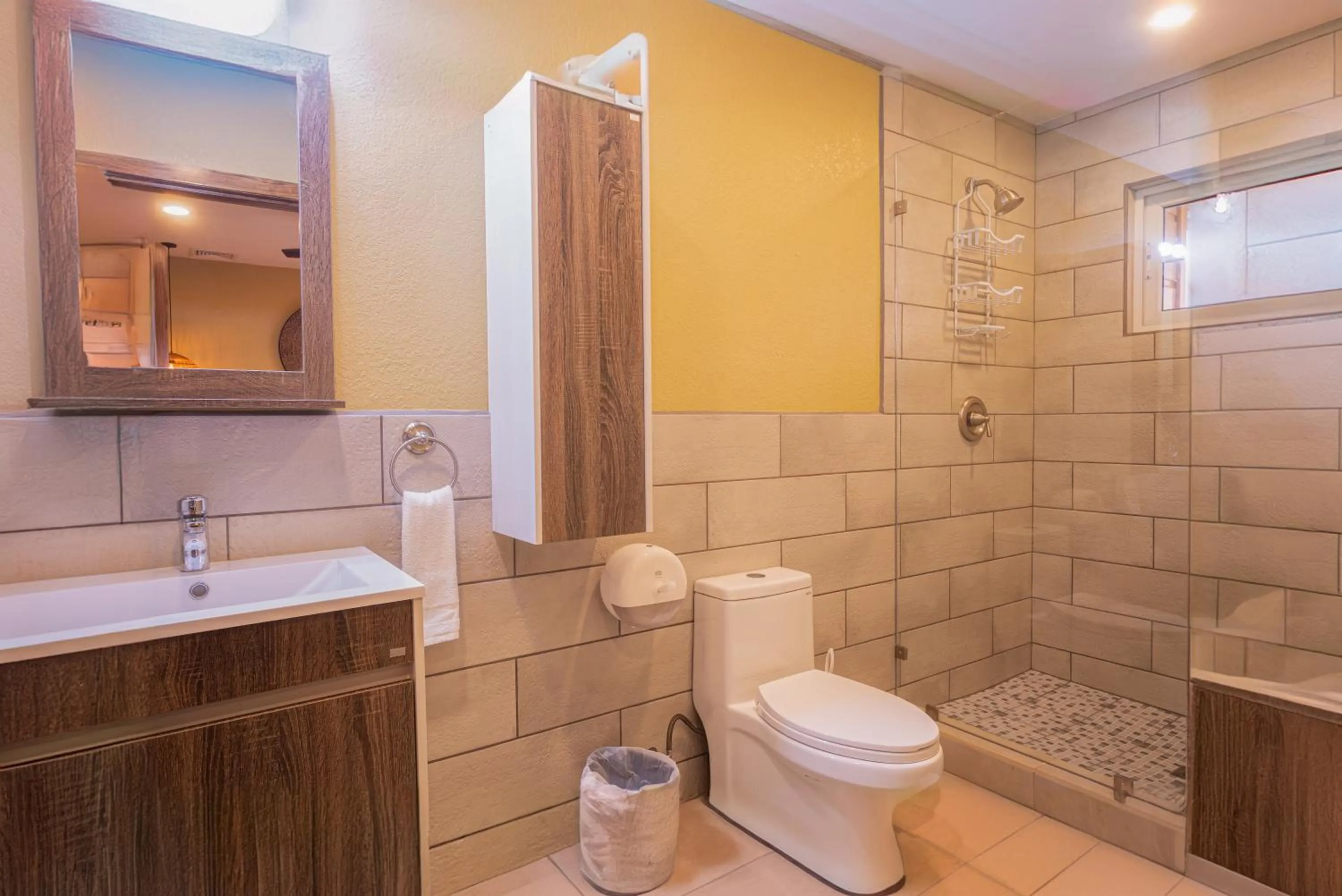 Bathroom in Mr. Tucan Hotel