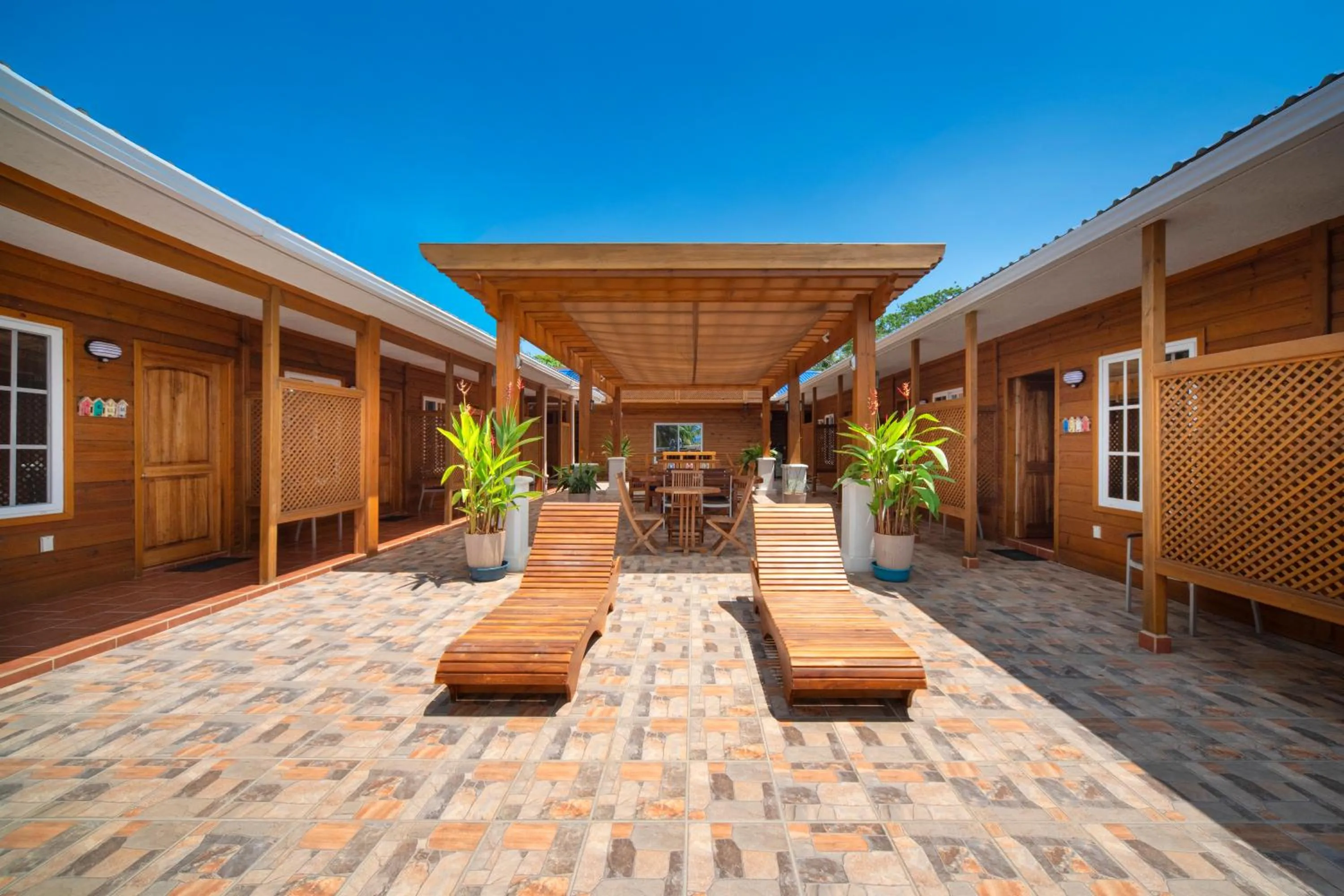 Balcony/Terrace in Mr. Tucan Hotel