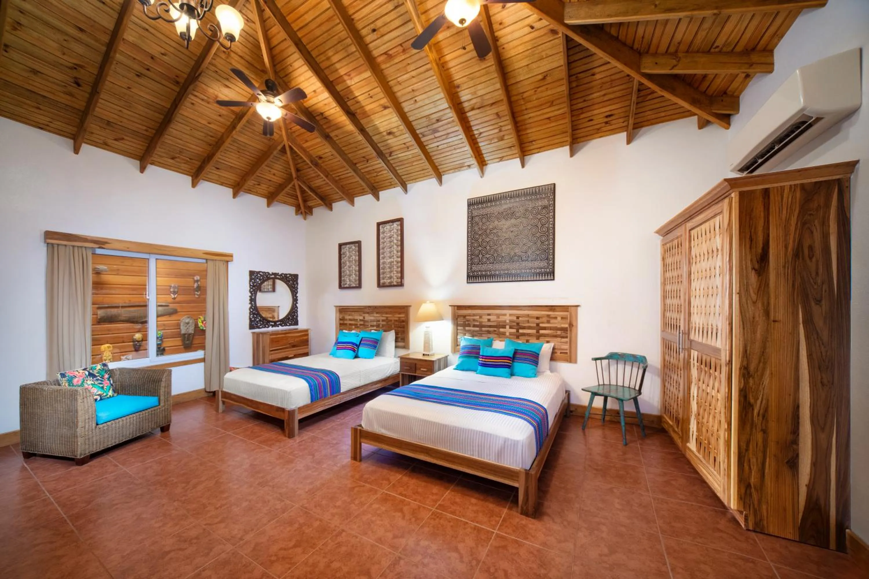 Bed in Mr. Tucan Hotel