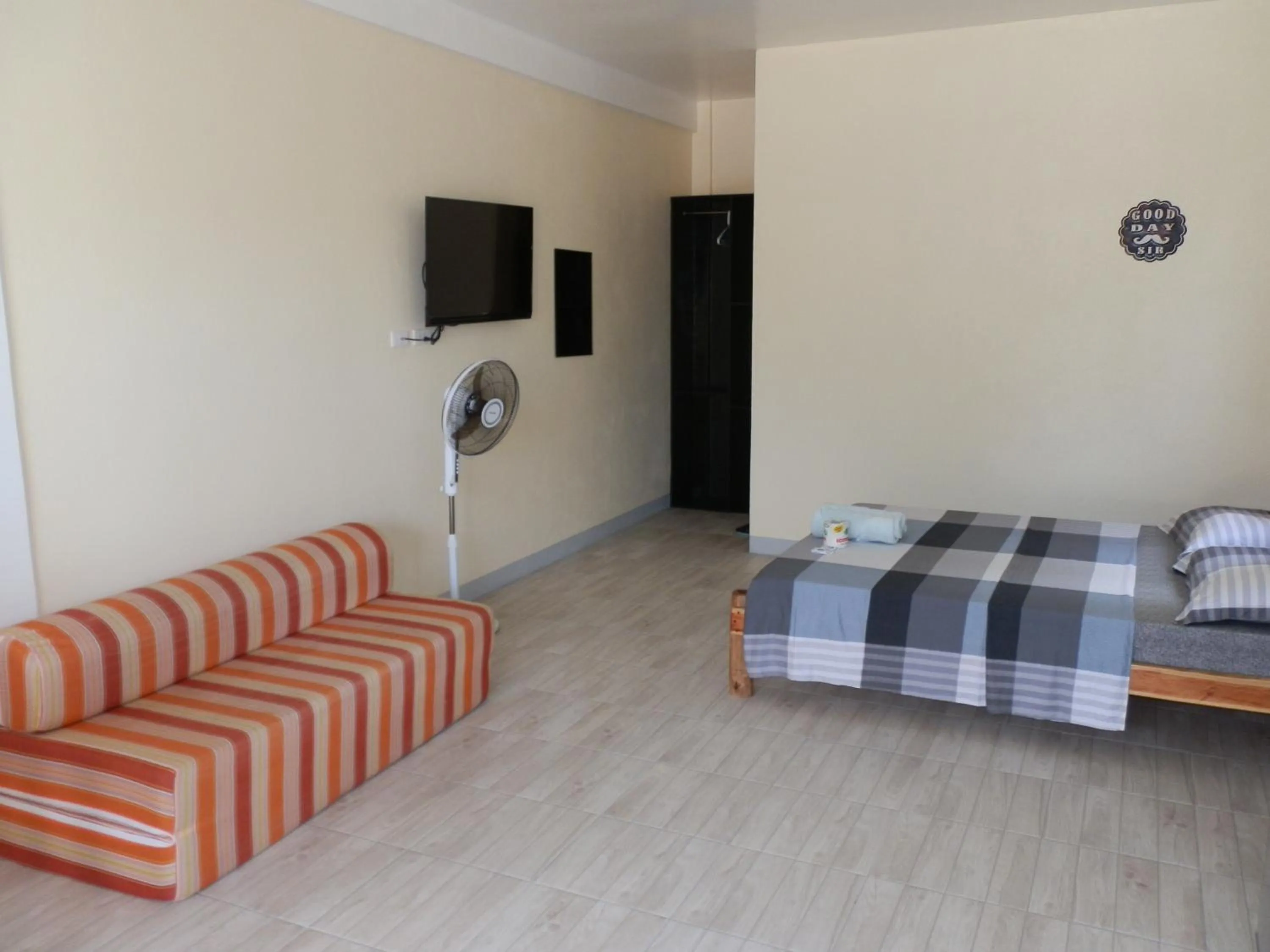 Bedroom, Bed in The Blue Pagong