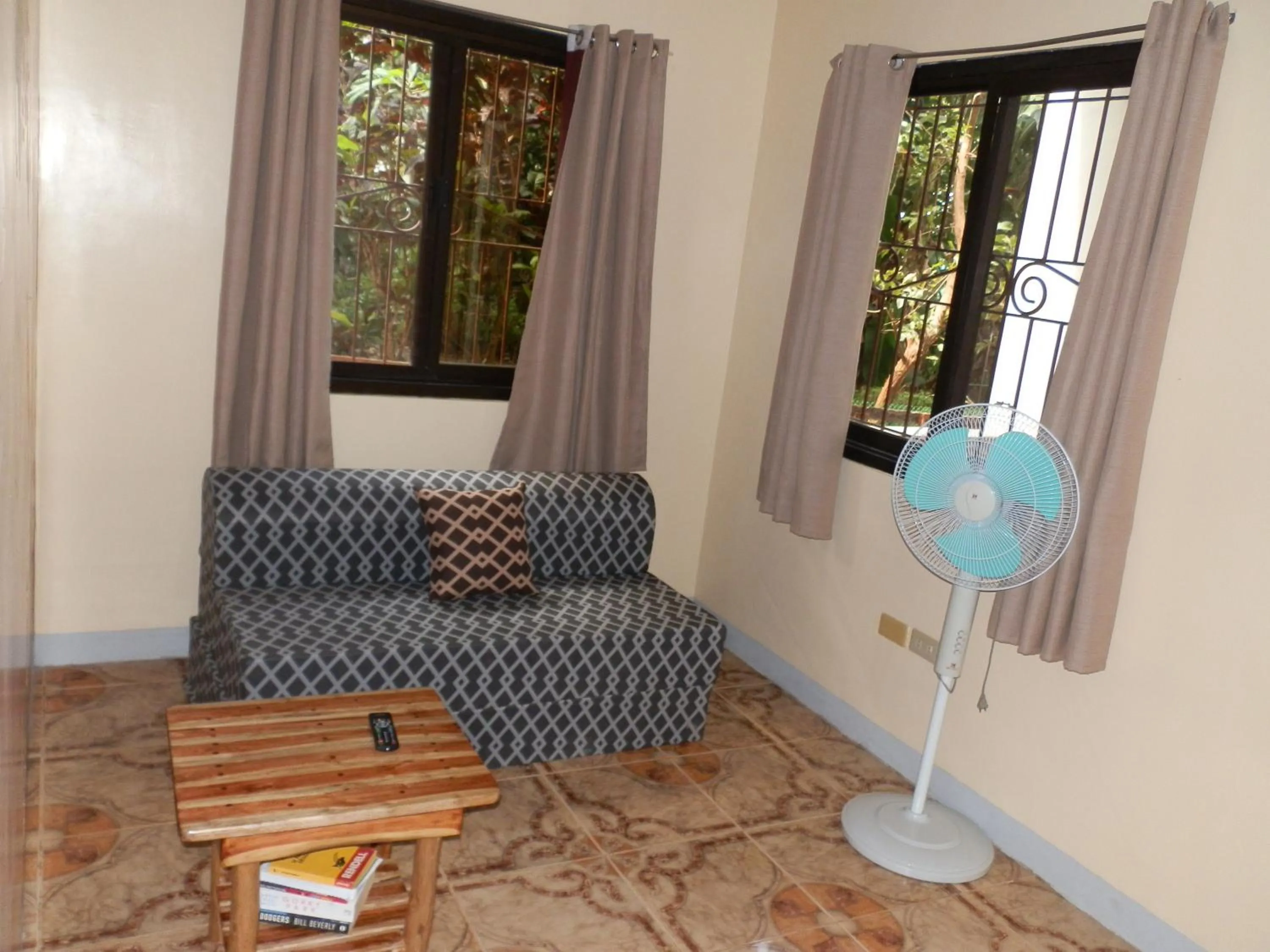 Living room in The Blue Pagong