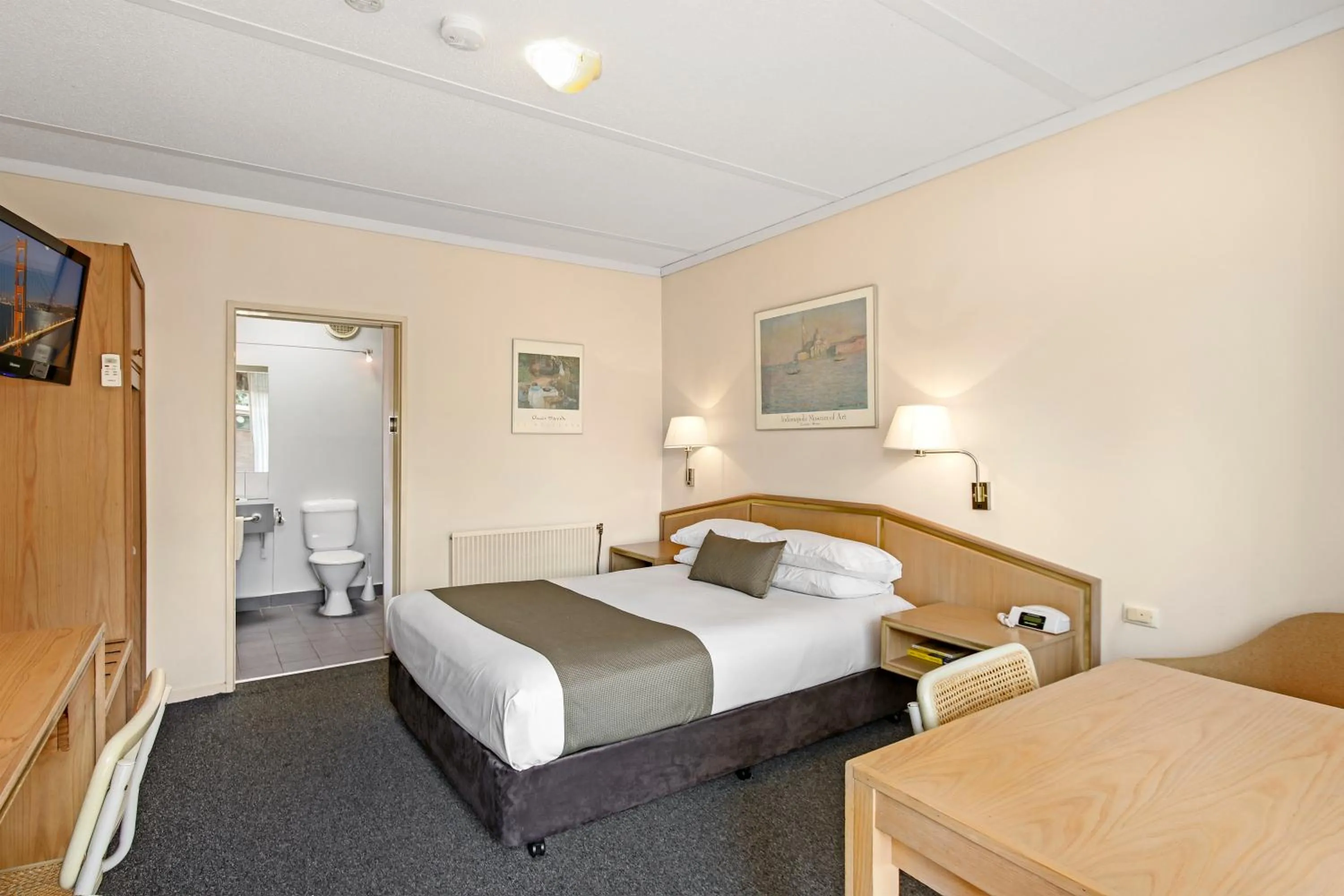 Area and facilities, Bed in Moe Parklands Motel