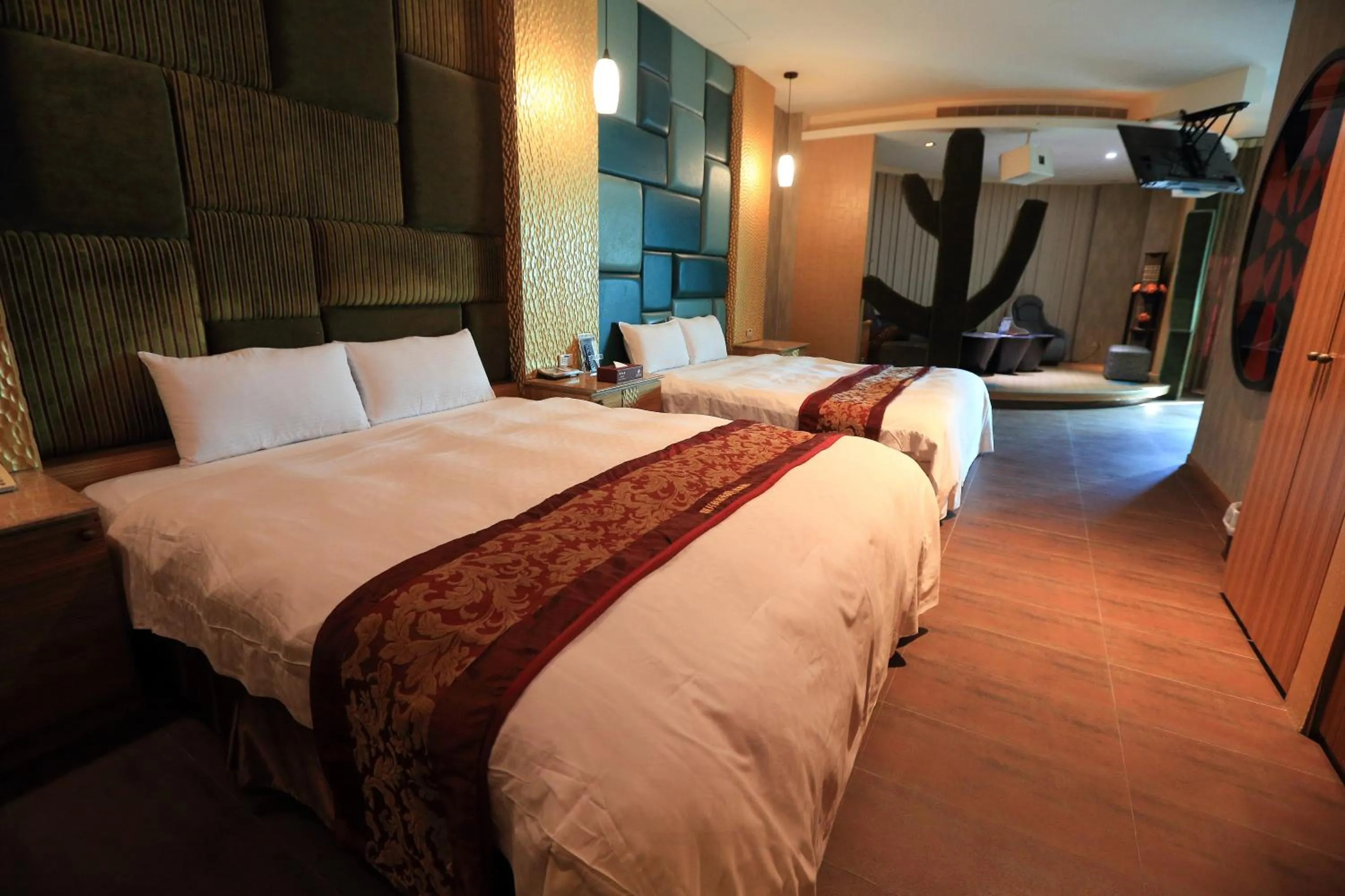 Bed in Moon Area Motel