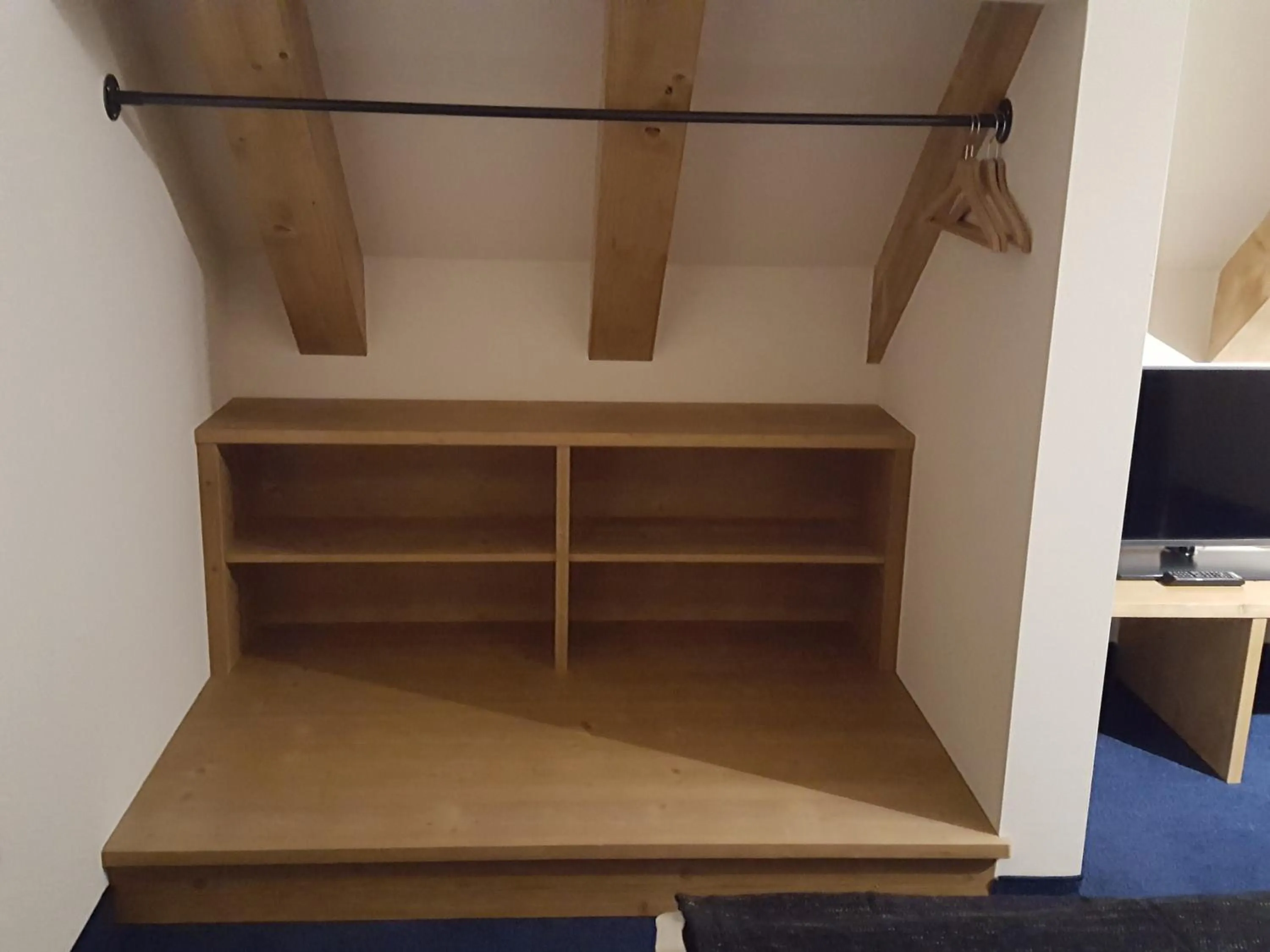 Other in Residence Langes