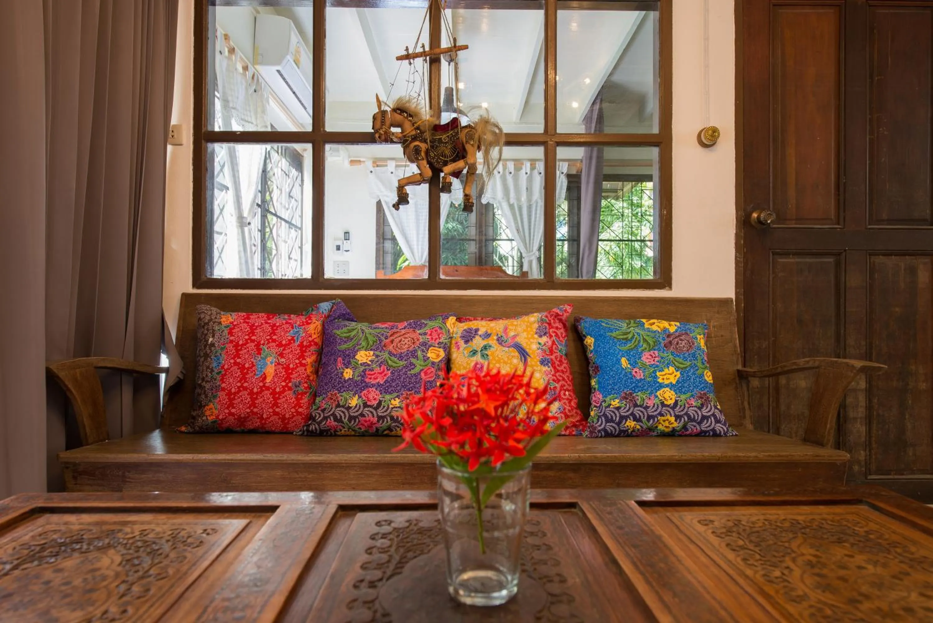 Communal lounge/ TV room in Phuttal Residence