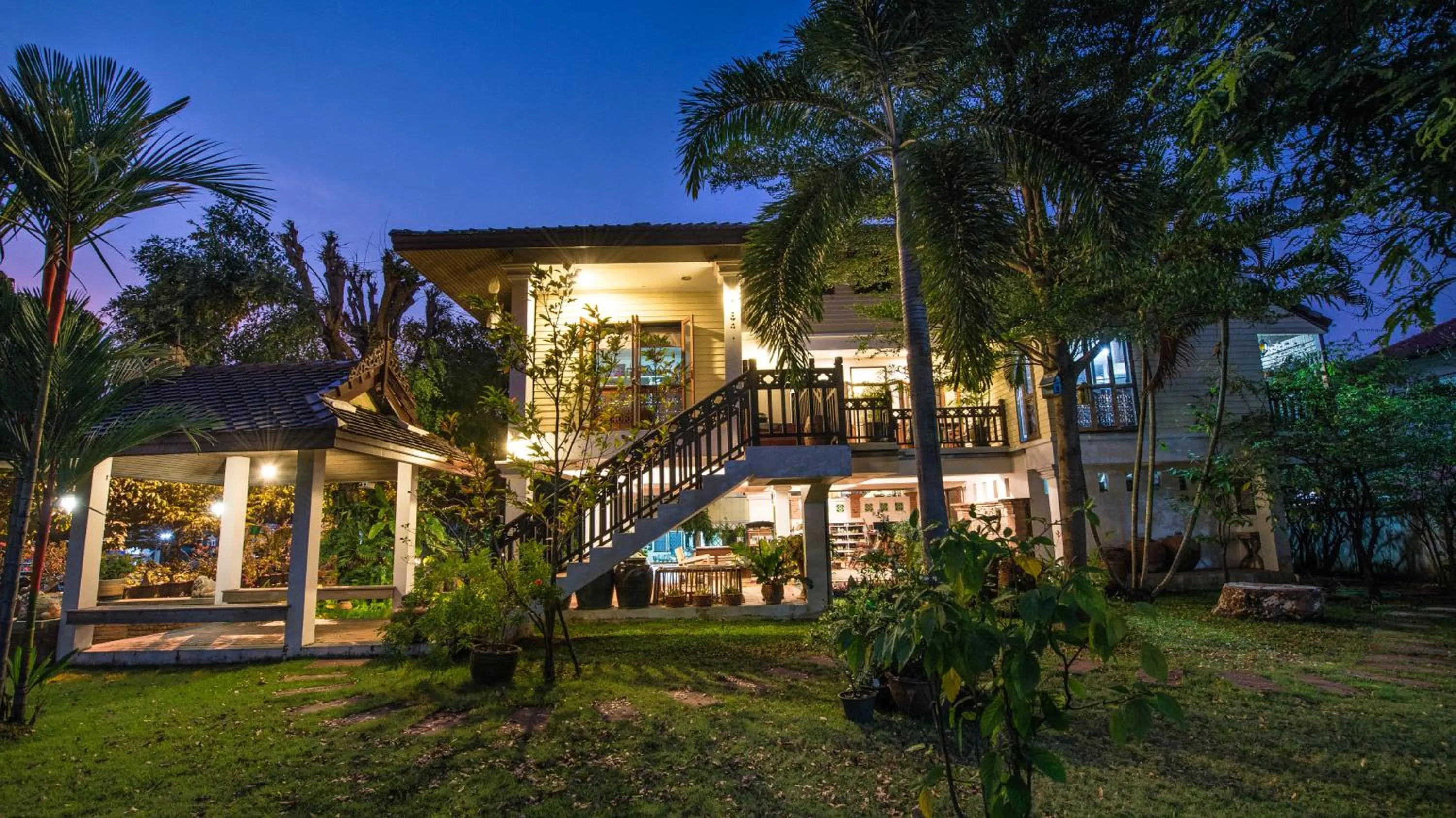 Garden in Phuttal Residence