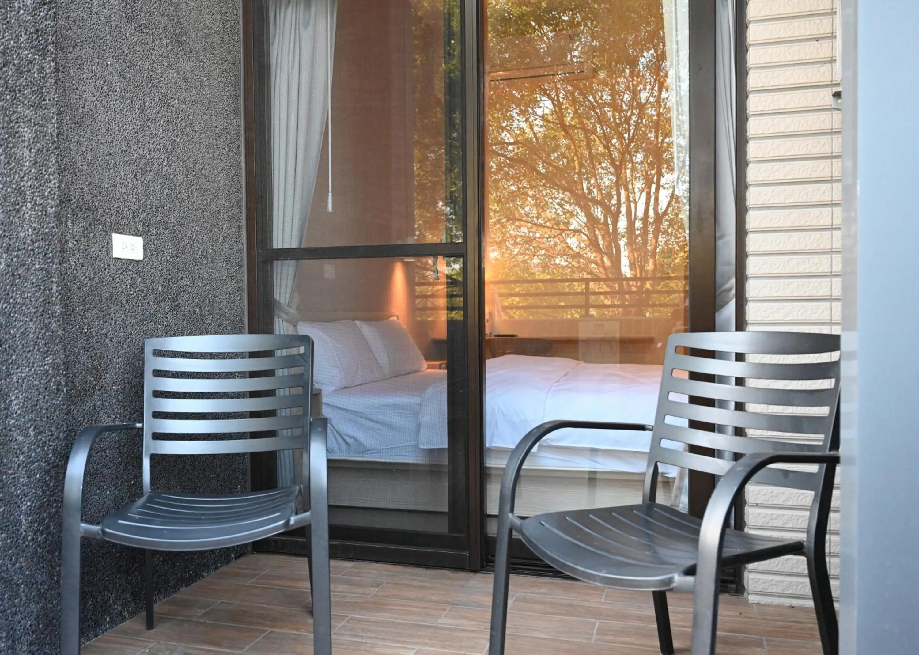 Patio in Lütel Hotel Xpark Gloria Outlets Shin Kong Cinemas