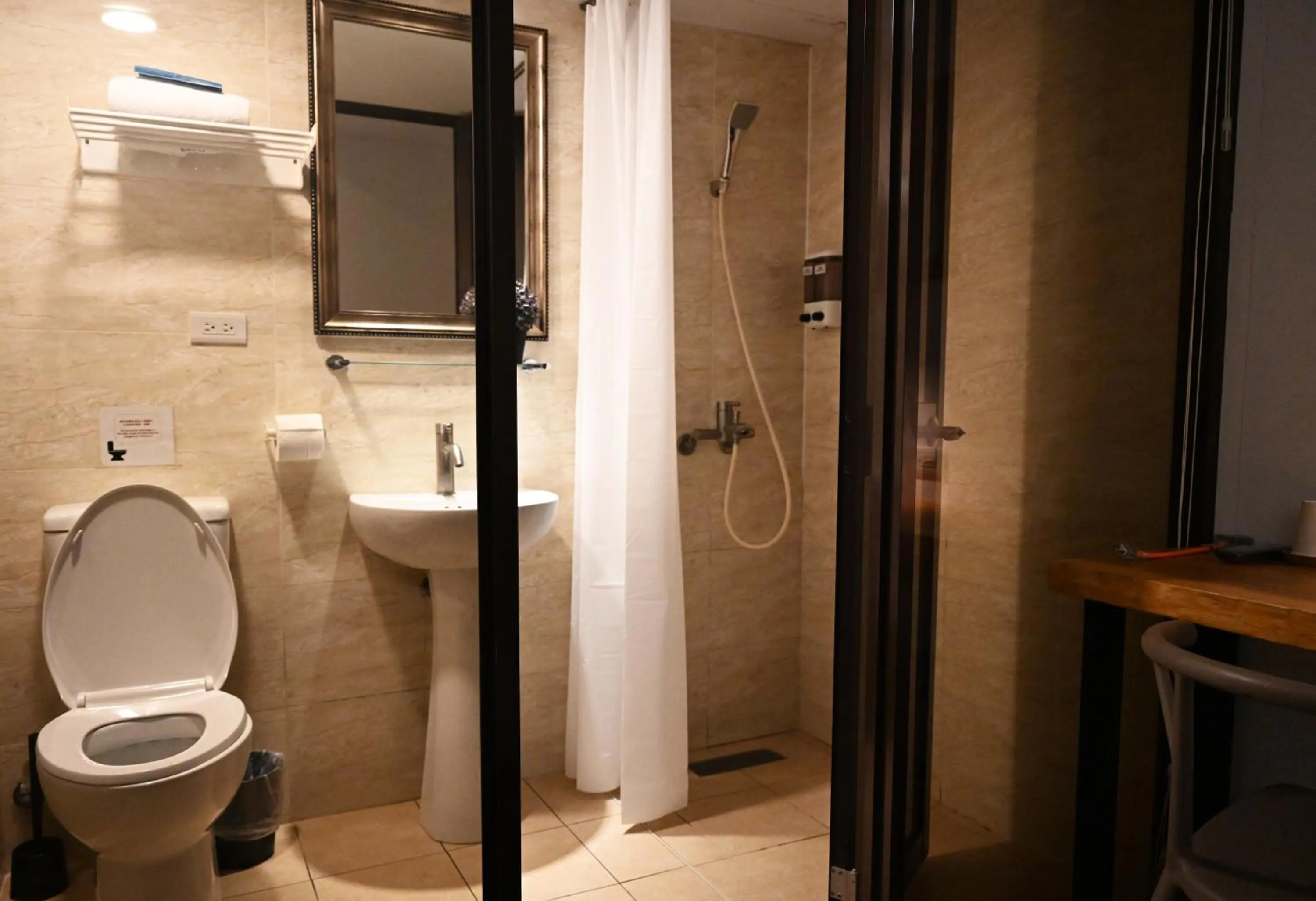 Bathroom in Lütel Hotel Xpark Gloria Outlets Shin Kong Cinemas