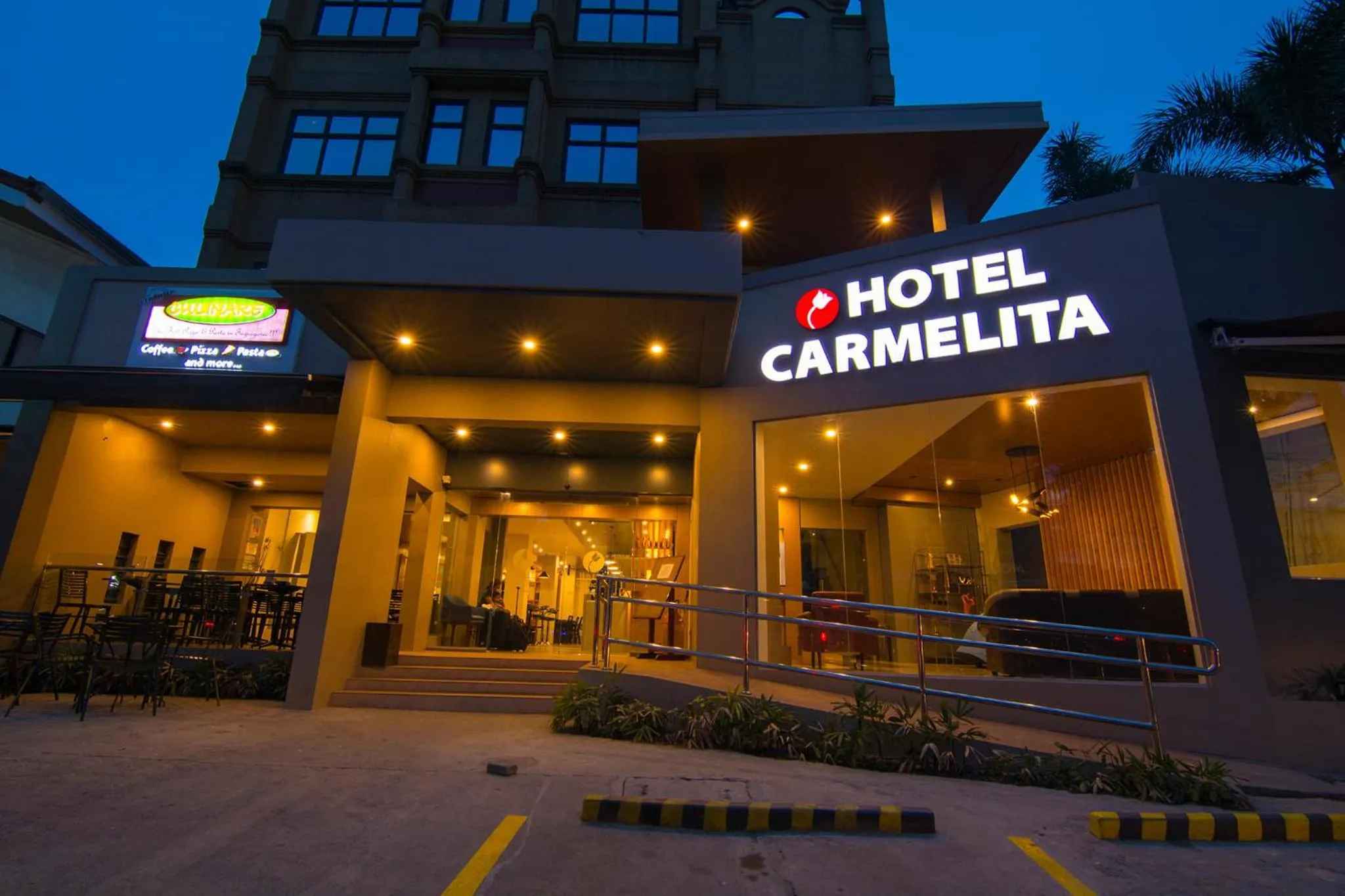 Property building in Hotel Carmelita