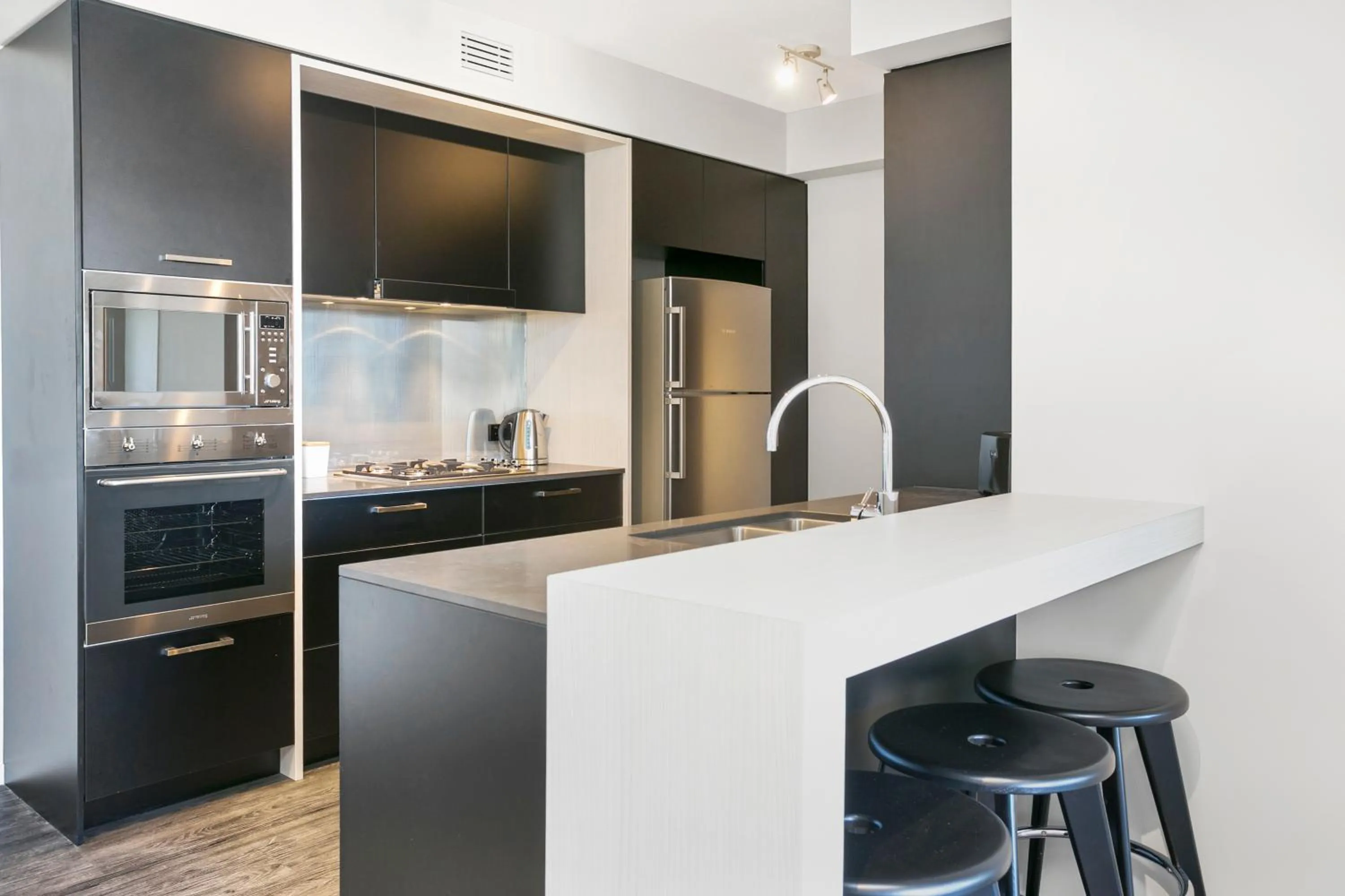 Kitchen or kitchenette in Soda Apartments by CLLIX