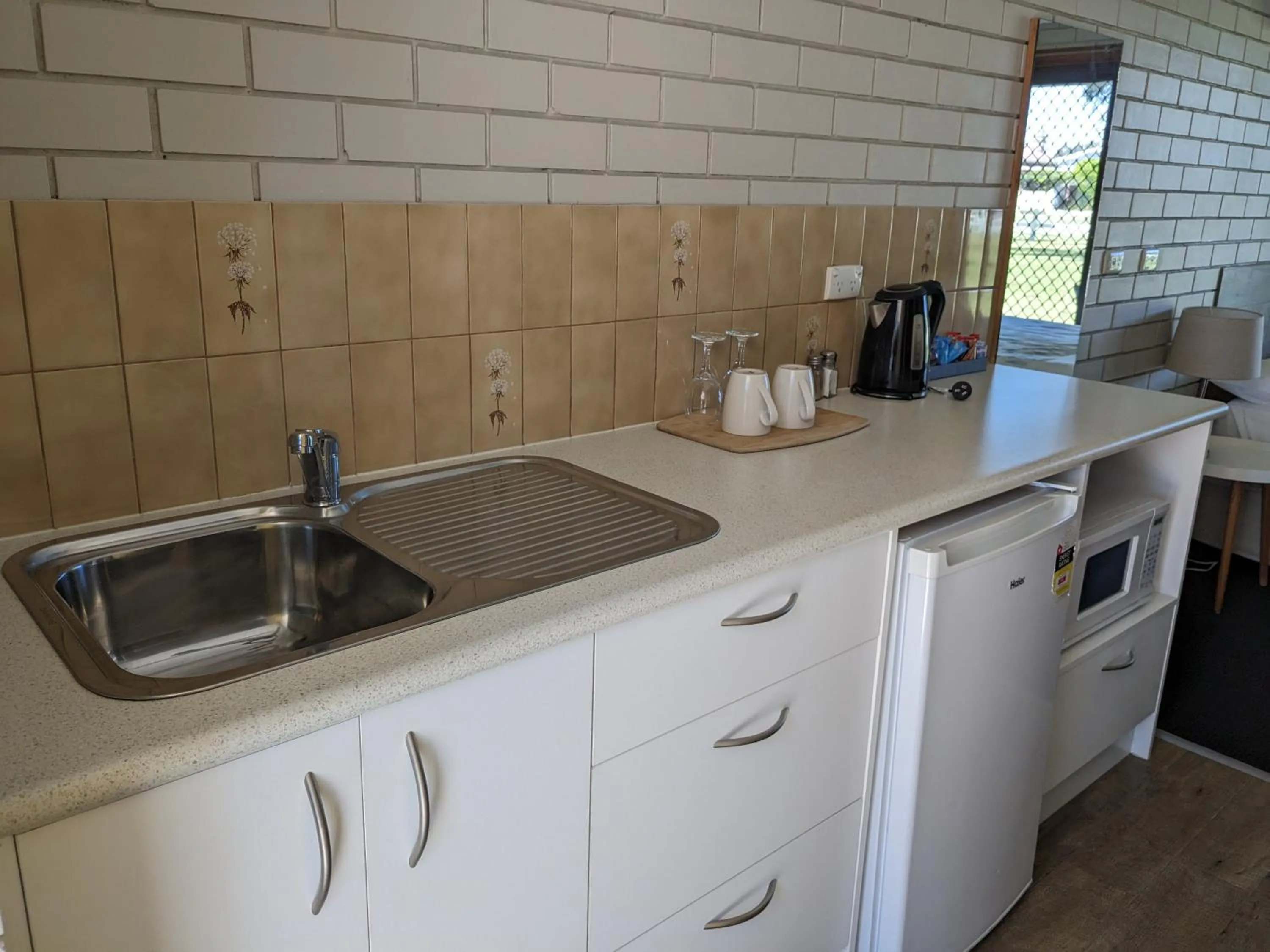 Kitchen or kitchenette in Boomerang Way Tourist Park