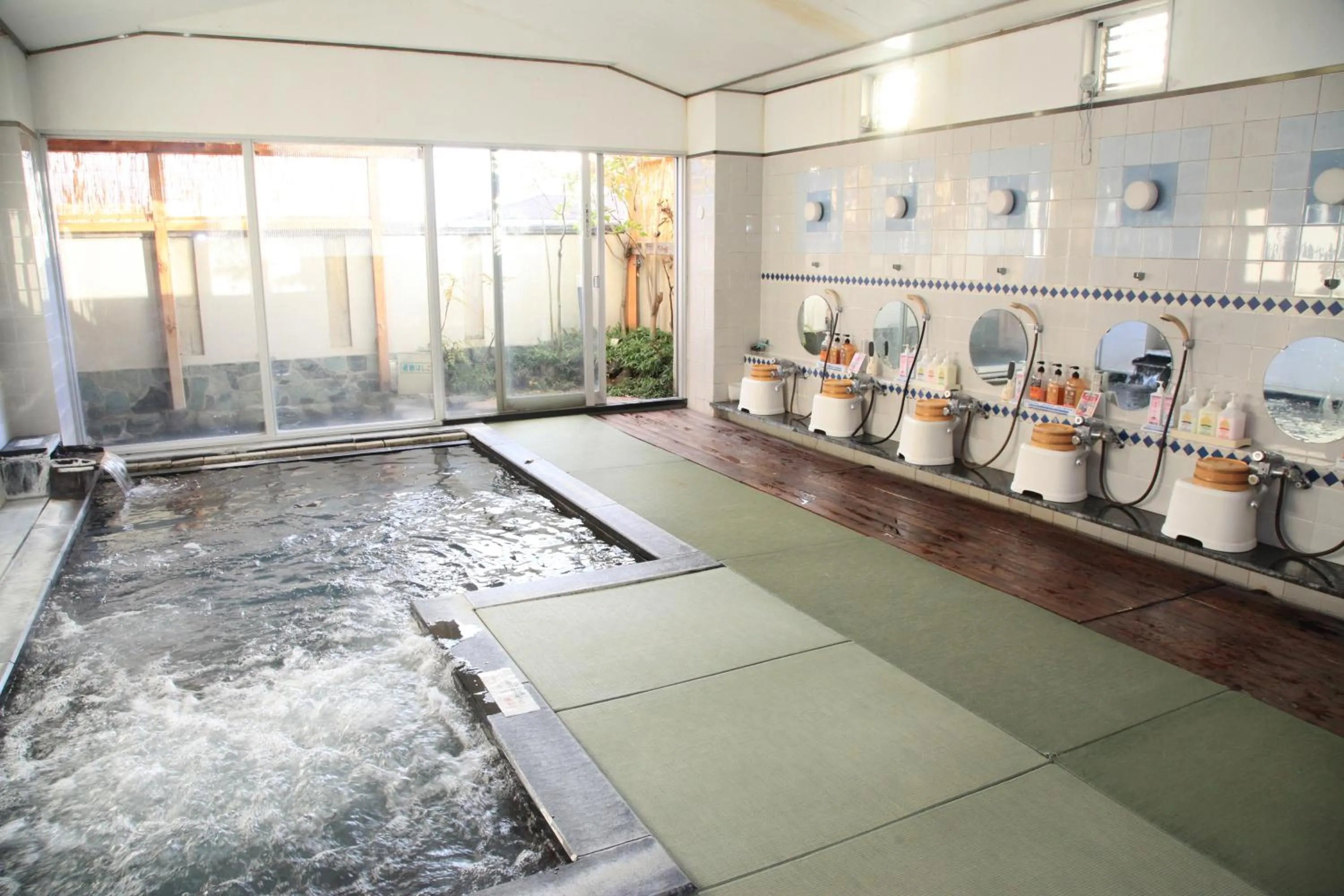 Hot Spring Bath in Hotel New Kotobuki