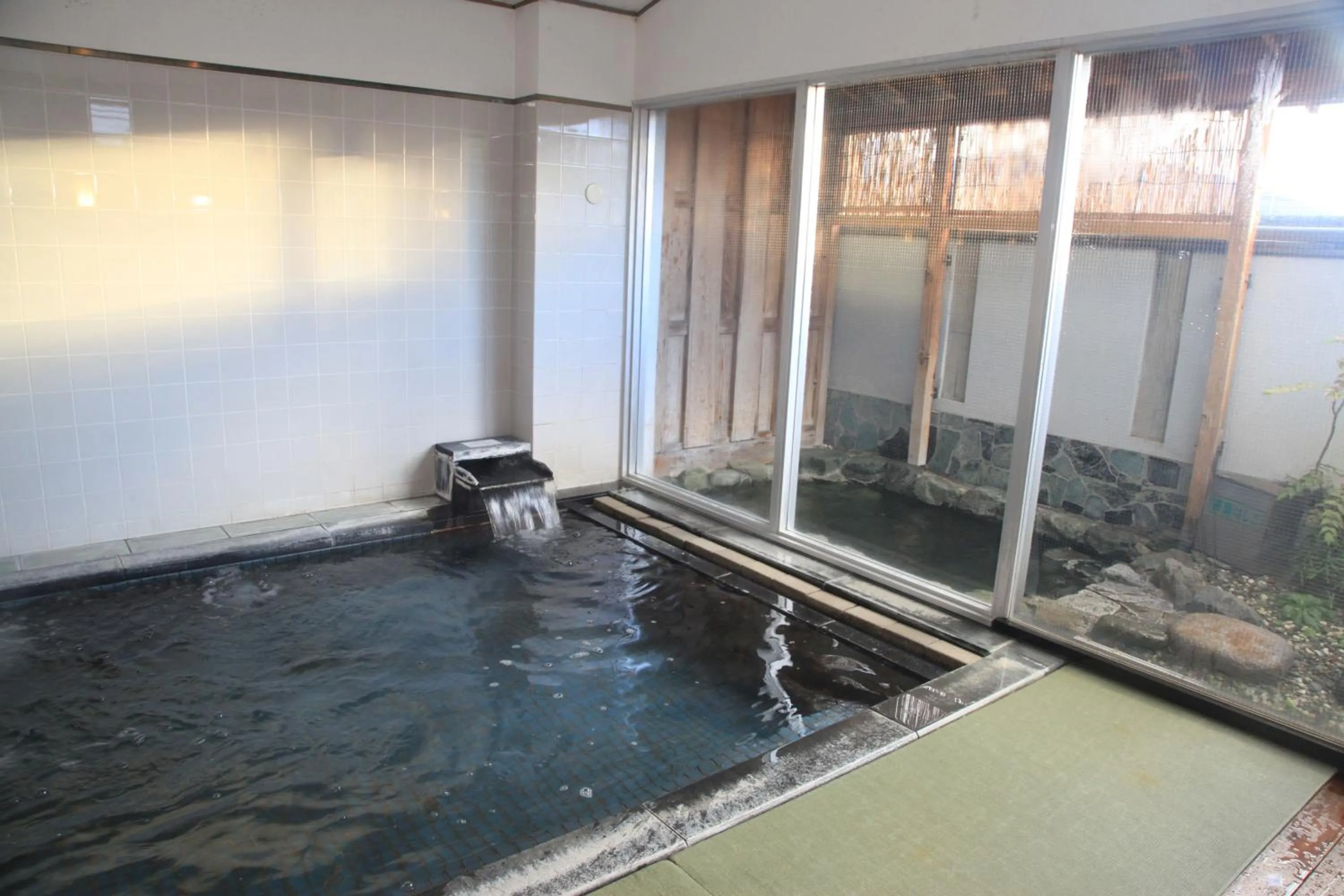 Hot Spring Bath in Hotel New Kotobuki