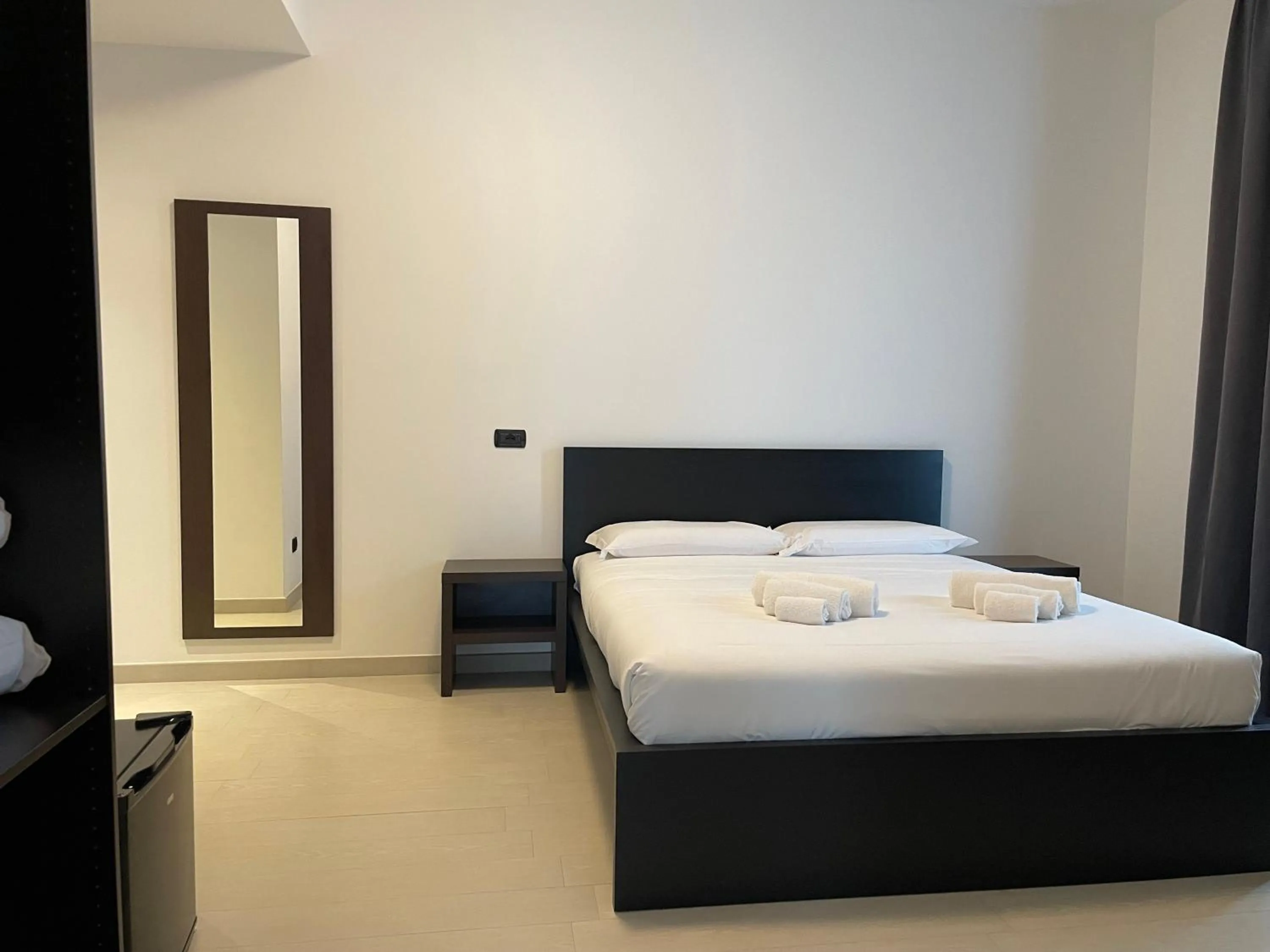 Bedroom, Bed in Maestrale Resort Hotel - Grosseto