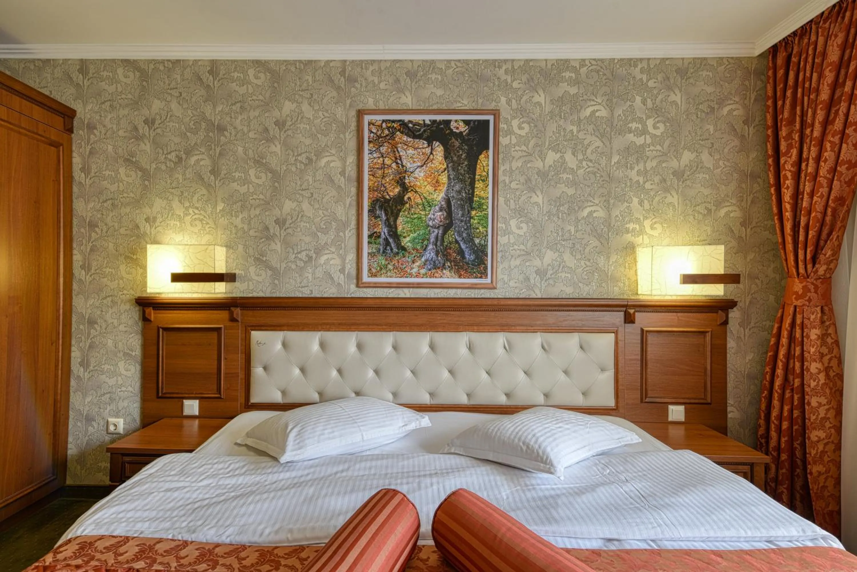 Bed in Hotel Edelweiss