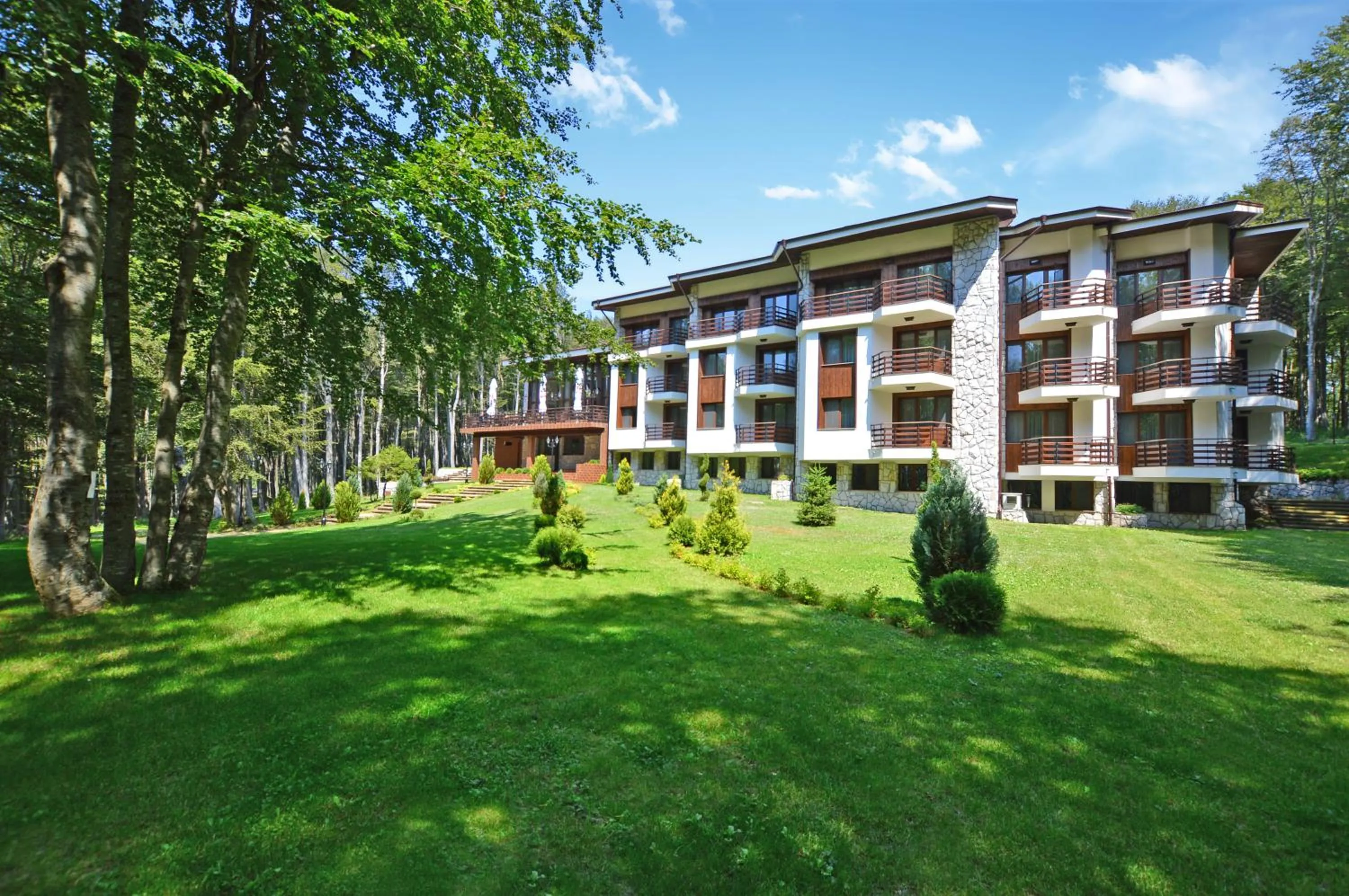 Property building in Hotel Edelweiss