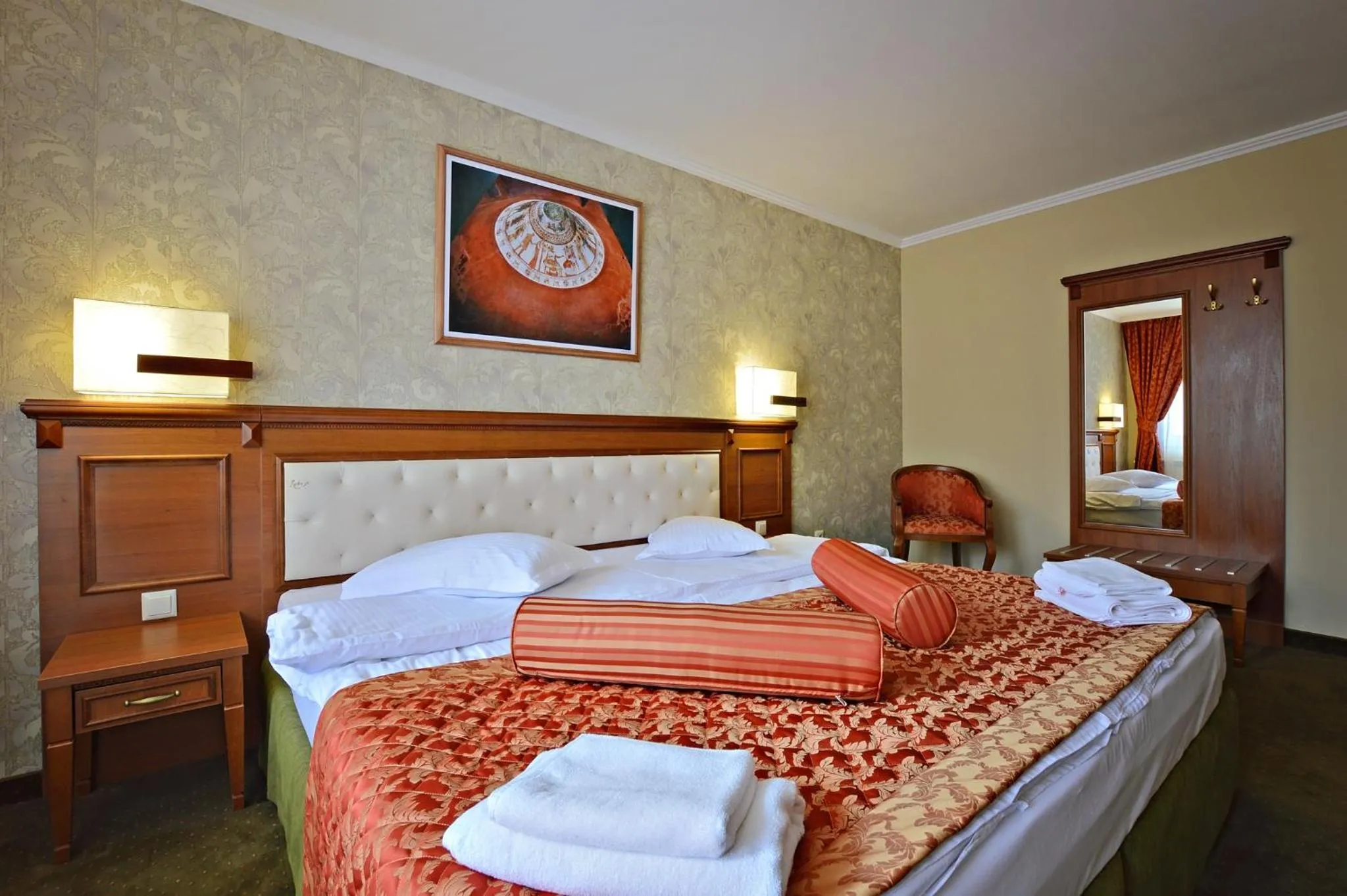 Bed in Hotel Edelweiss