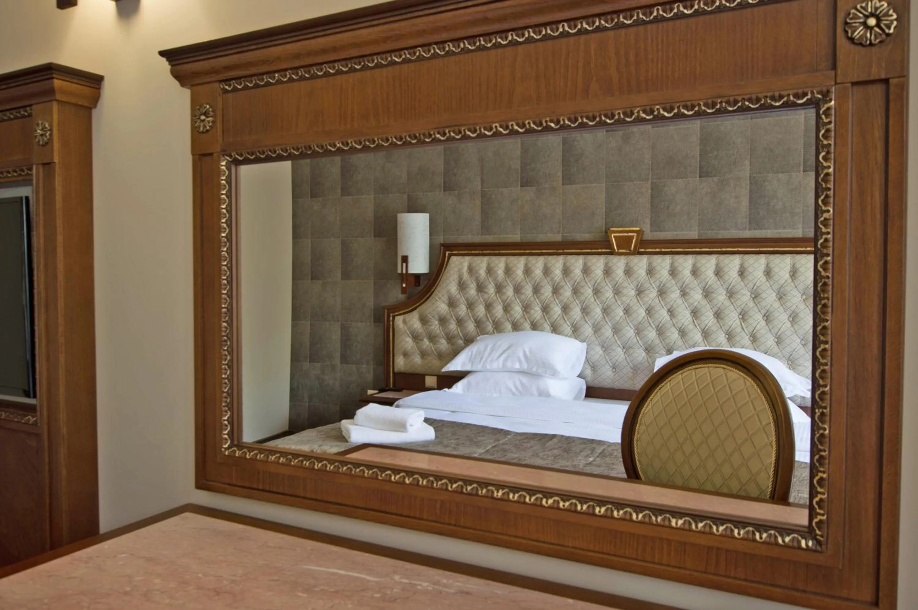 Photo of the whole room, Bed in Hotel Edelweiss