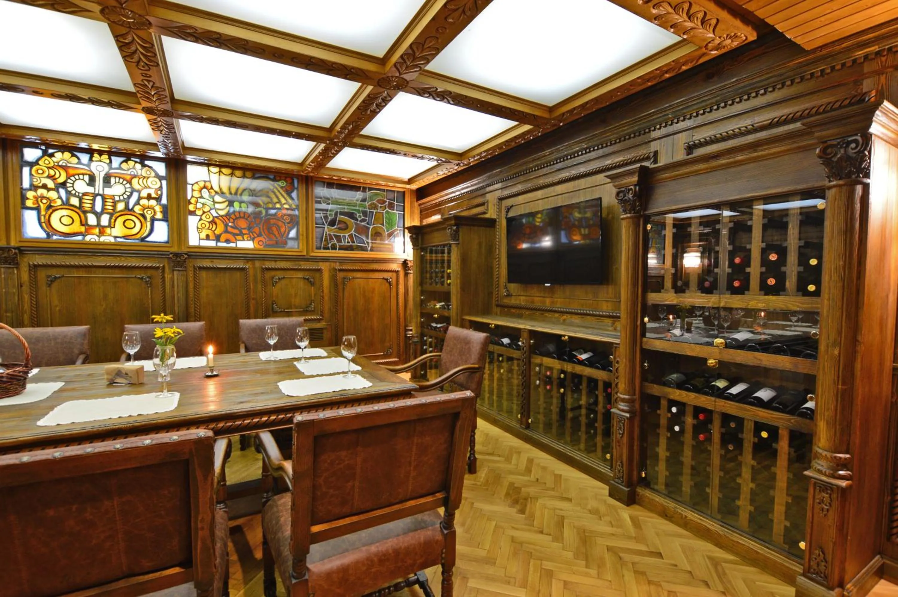 Lounge or bar in Hotel Edelweiss