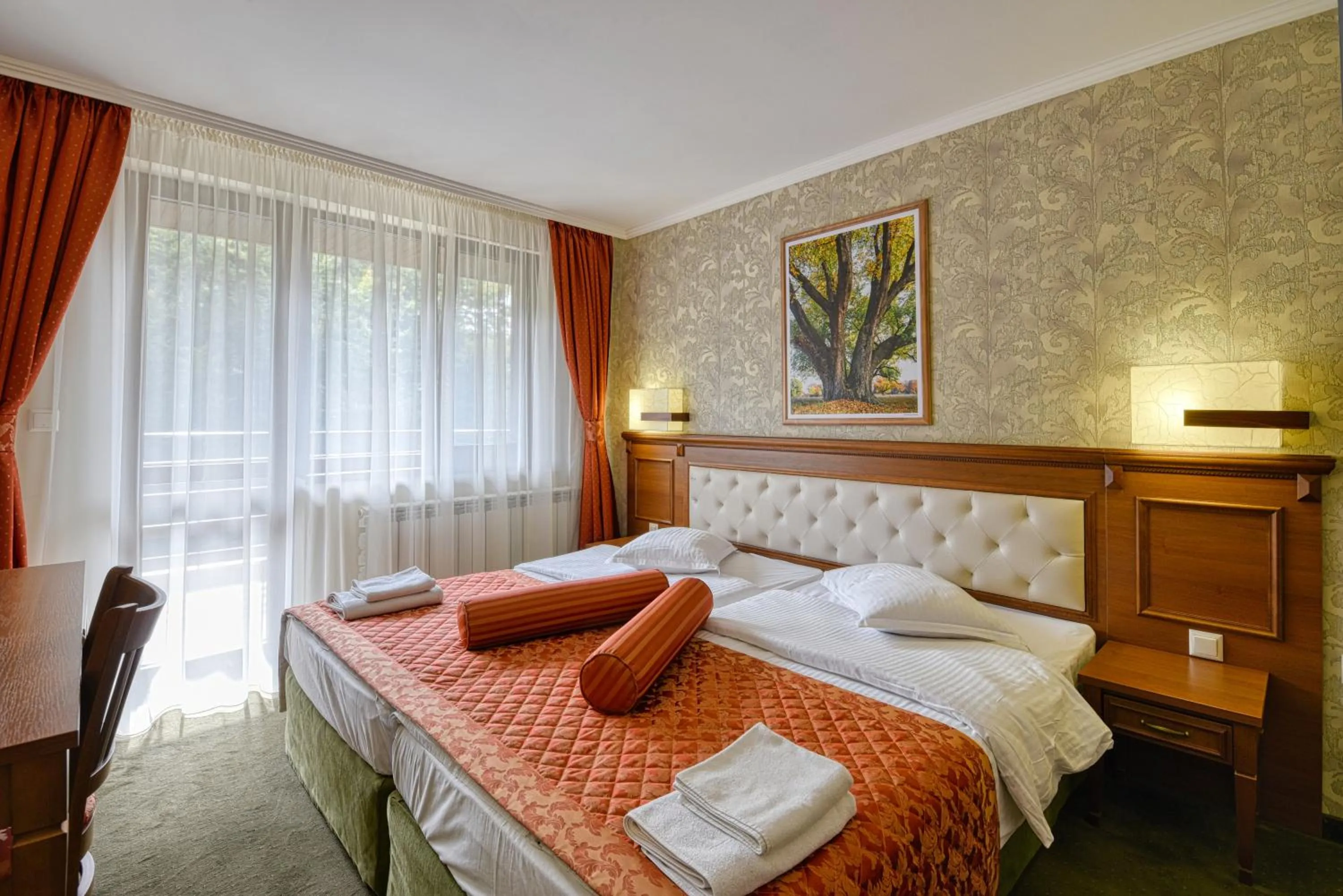 Bed in Hotel Edelweiss