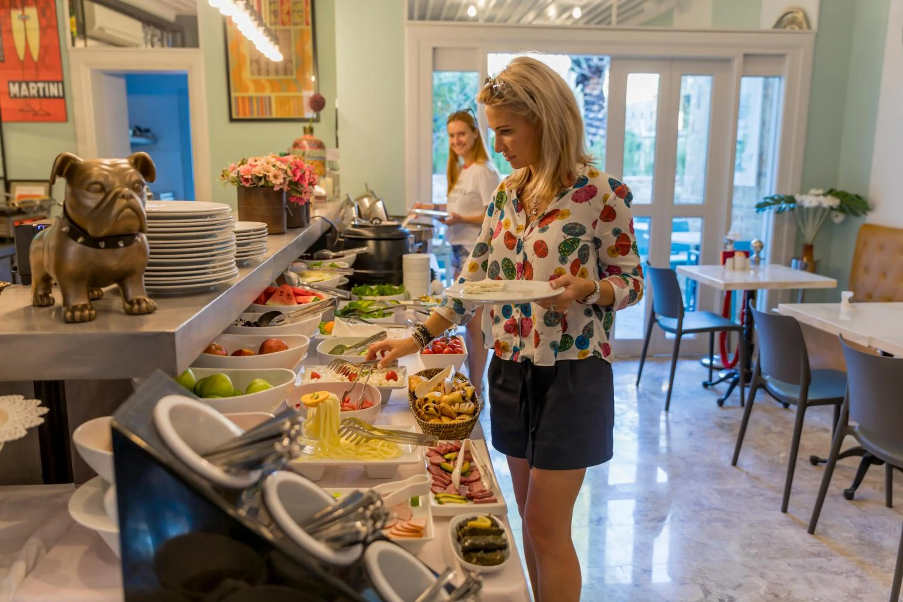 Restaurant/places to eat in Delight Deluxe Aparts