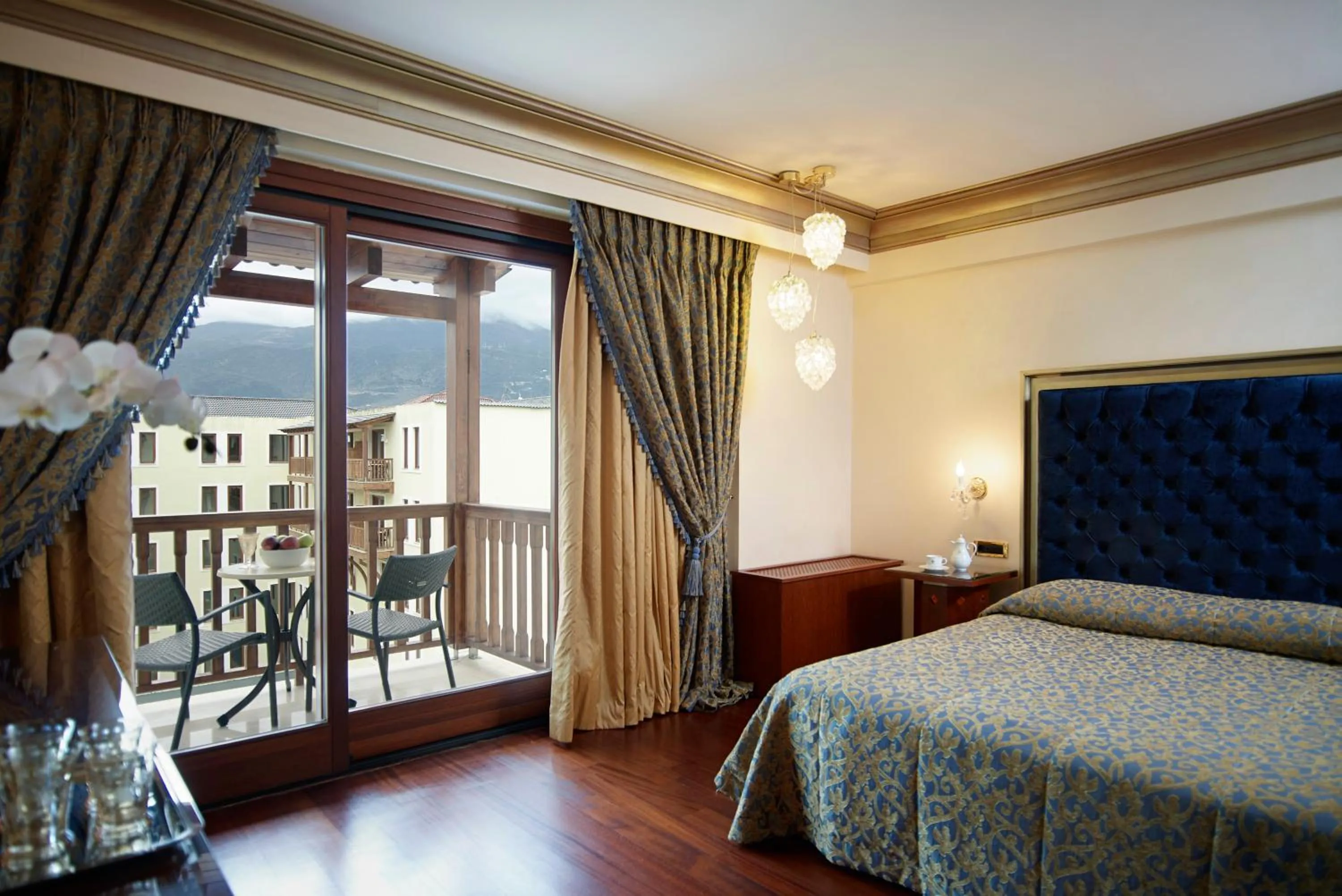 Balcony/Terrace, Bed in Grand Serai Congress and Spa