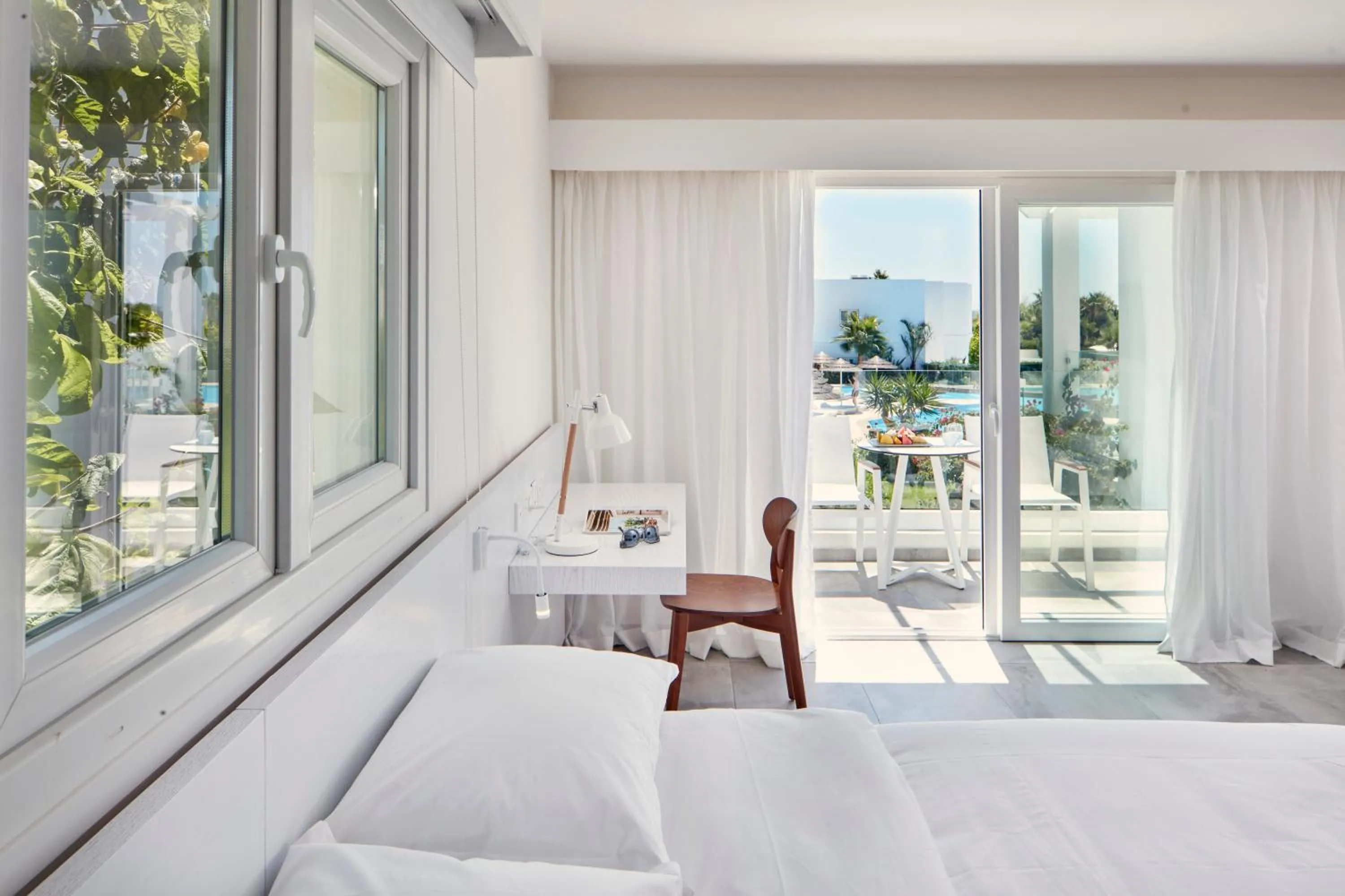 Bed in So Nice Beach Resort